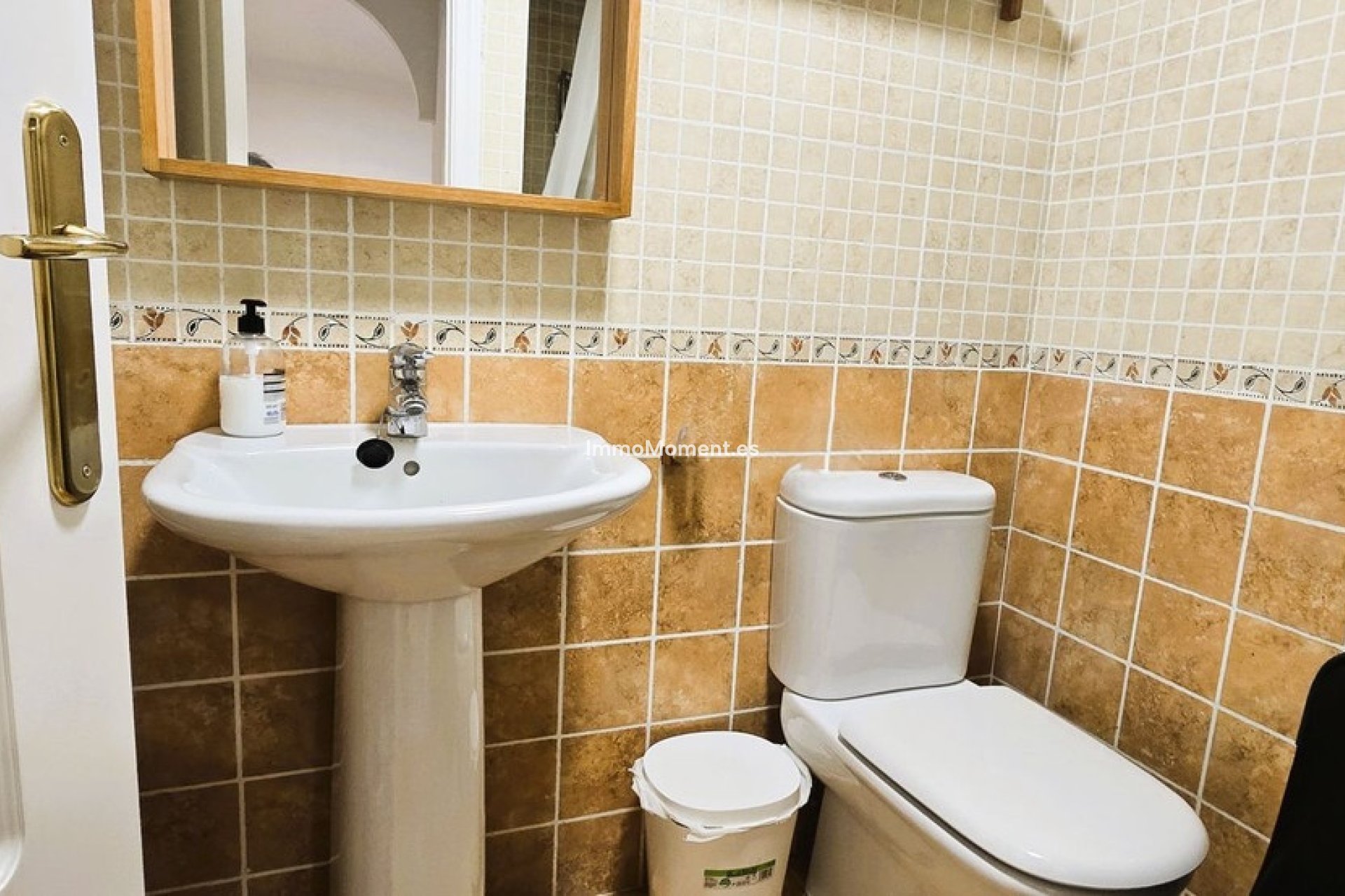 Resale - Apartment - Marbella - Elviria