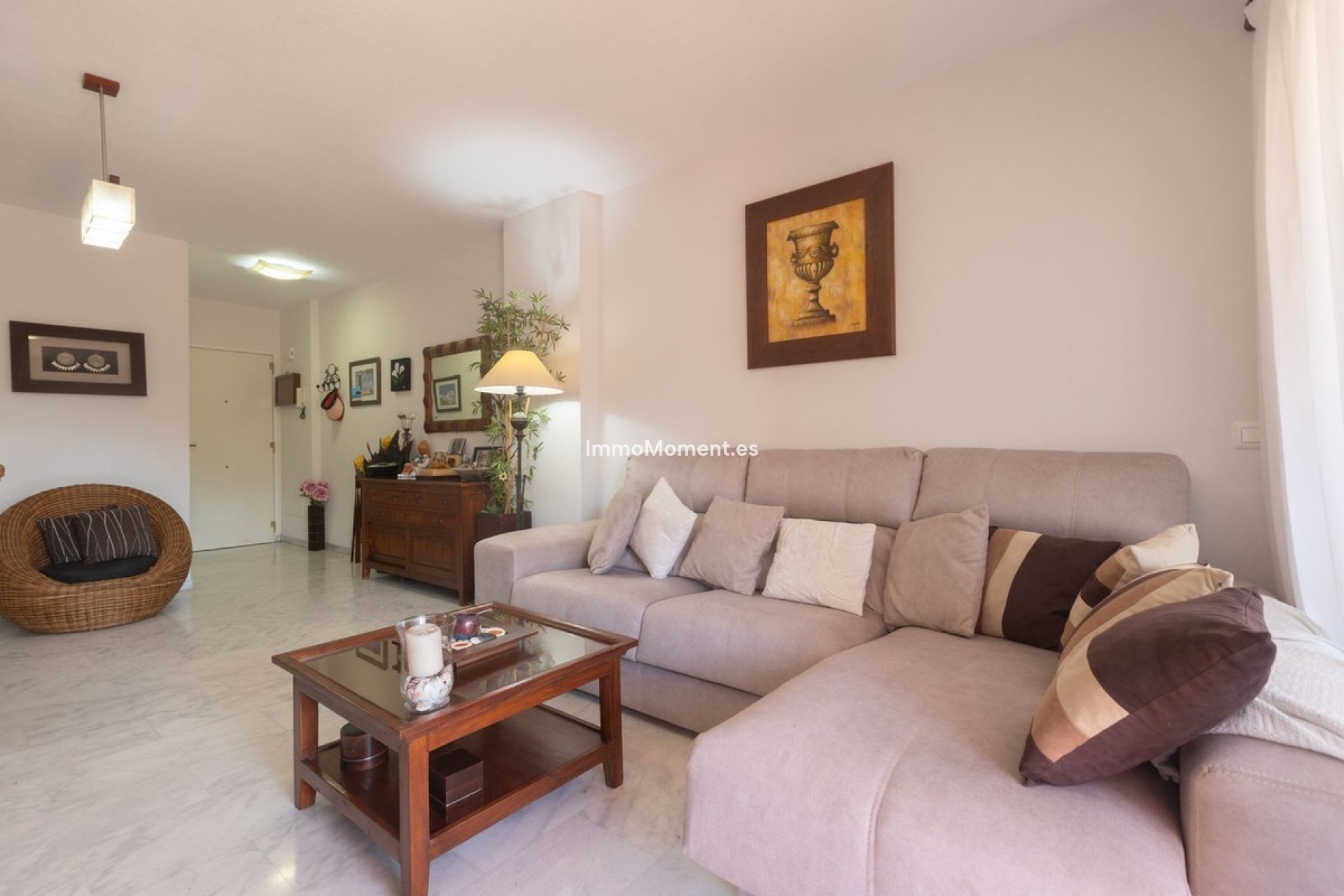 Resale - Apartment - Marbella - Elviria