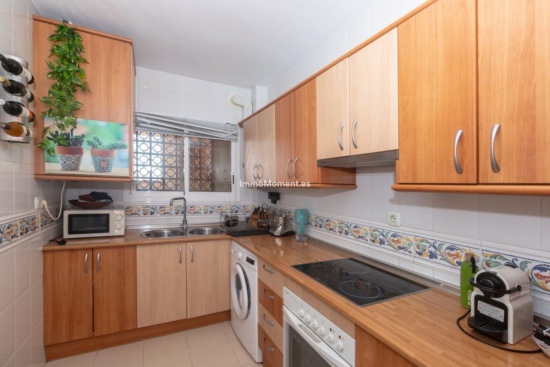 Resale - Apartment - Marbella - Elviria