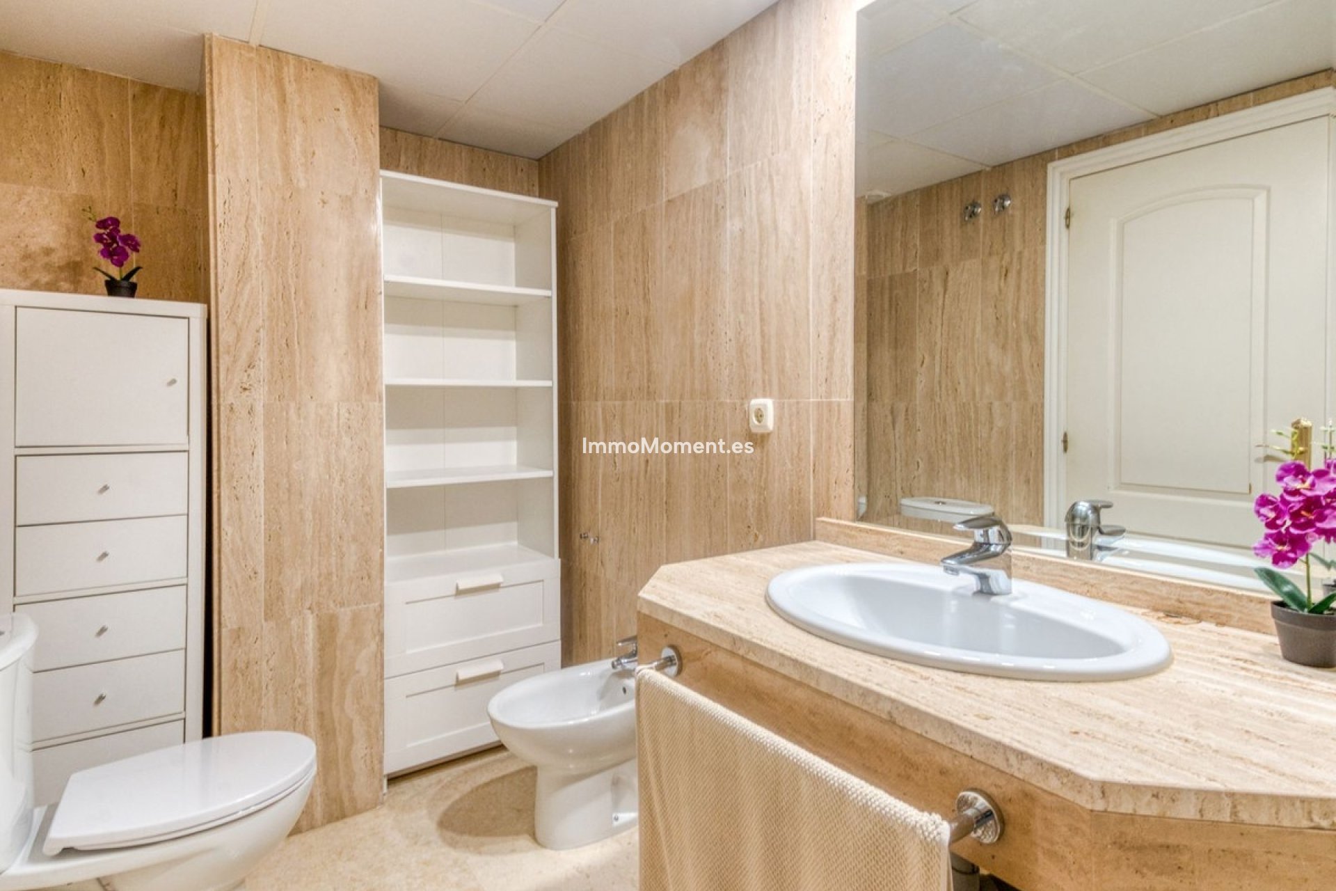 Resale - Apartment - Marbella - Elviria