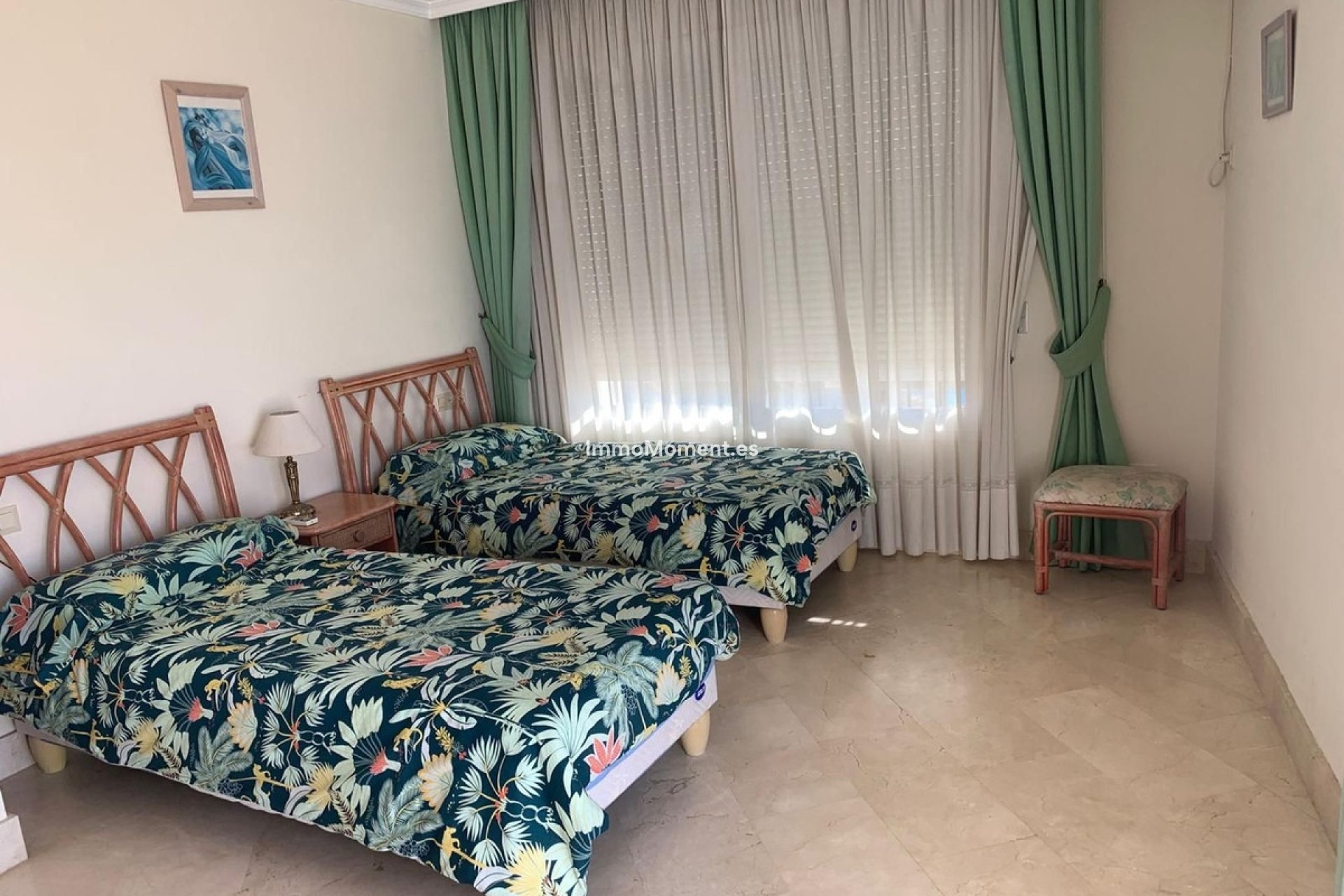 Resale - Apartment - Marbella - Elviria