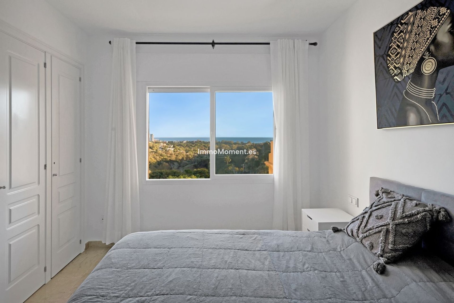 Resale - Apartment - Marbella - Elviria