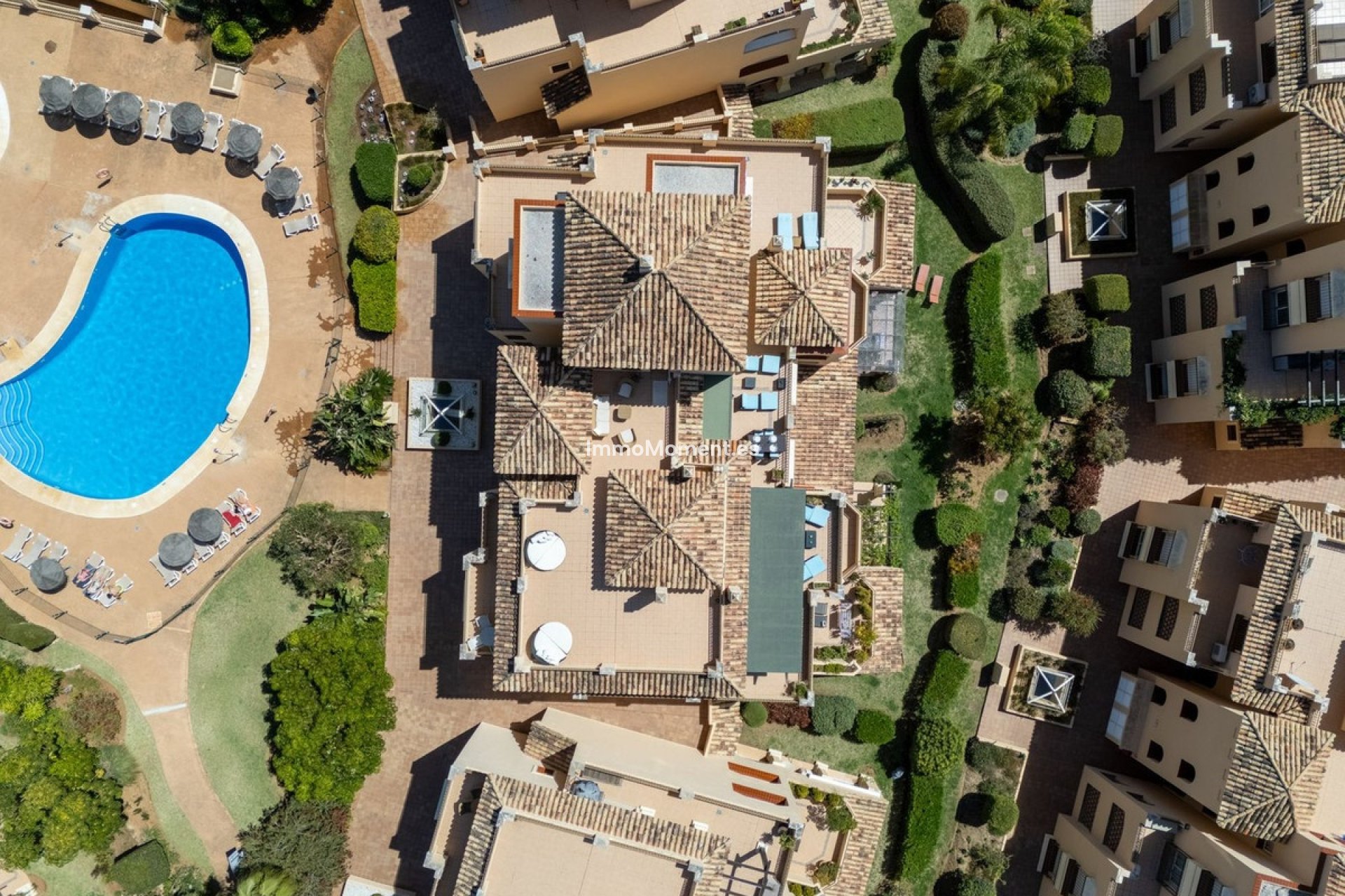 Resale - Apartment - Marbella - Elviria