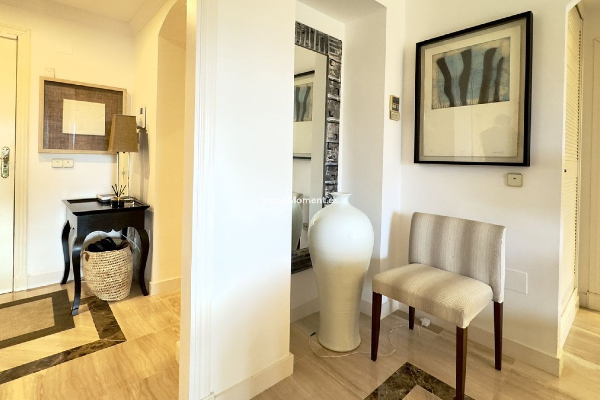 Resale - Apartment - Marbella - Elviria