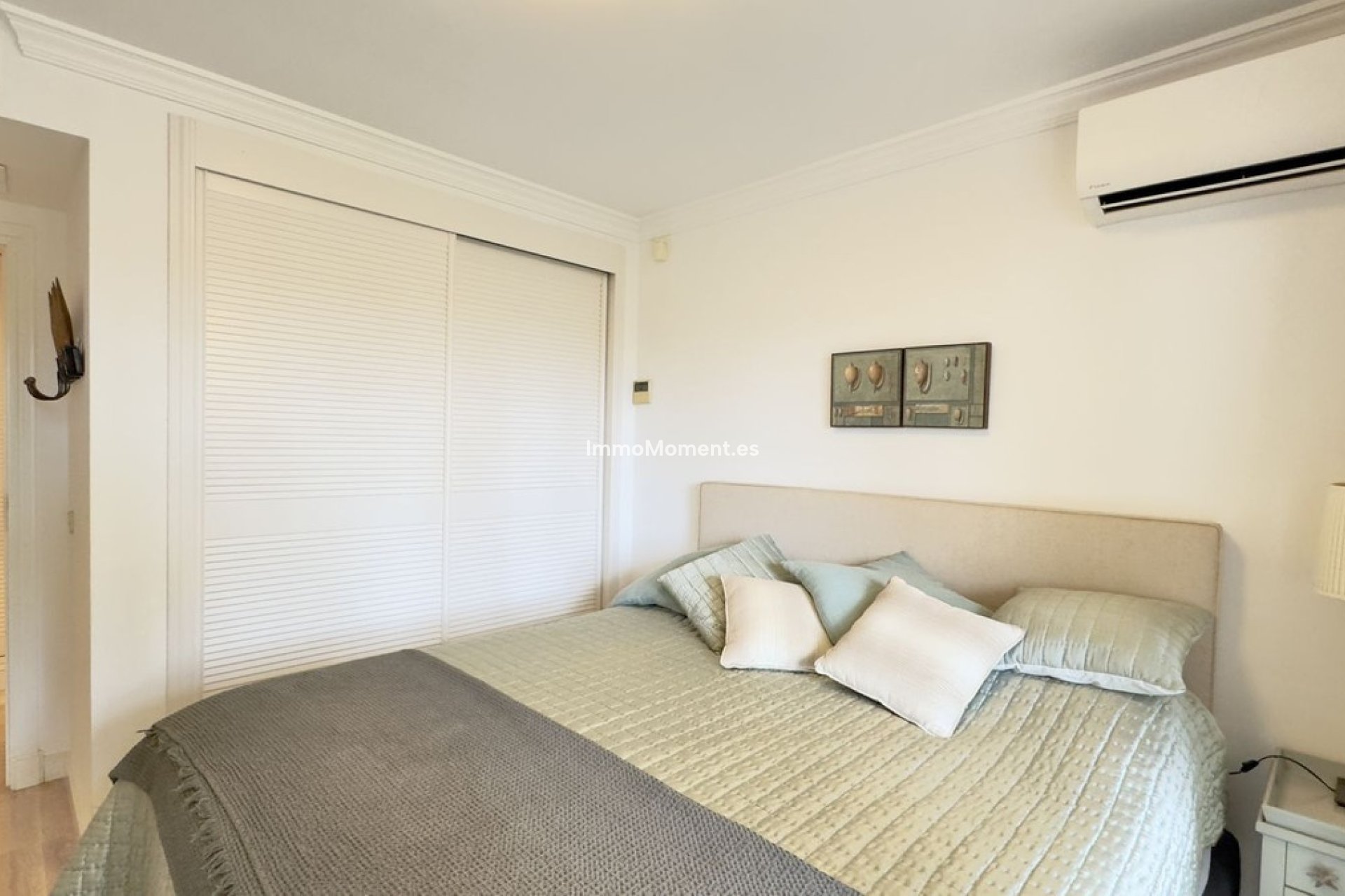 Resale - Apartment - Marbella - Elviria