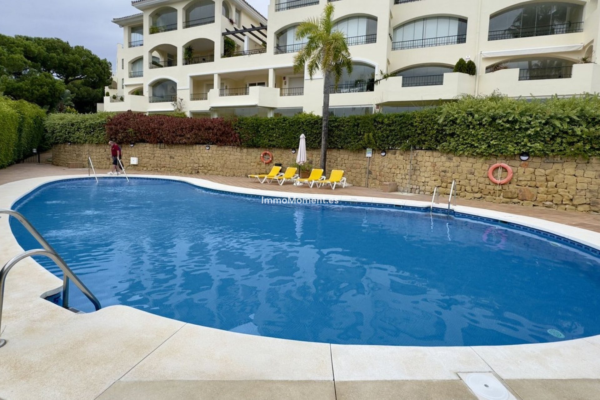Resale - Apartment - Marbella - Elviria