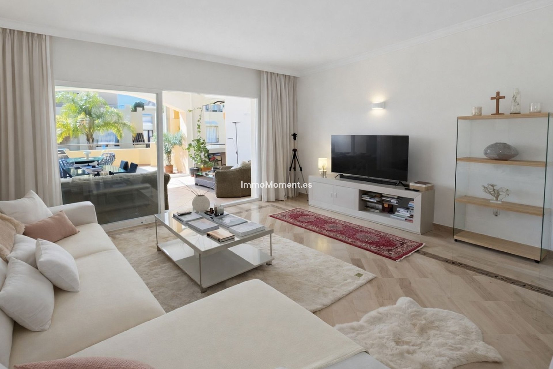 Resale - Apartment - Marbella - Elviria