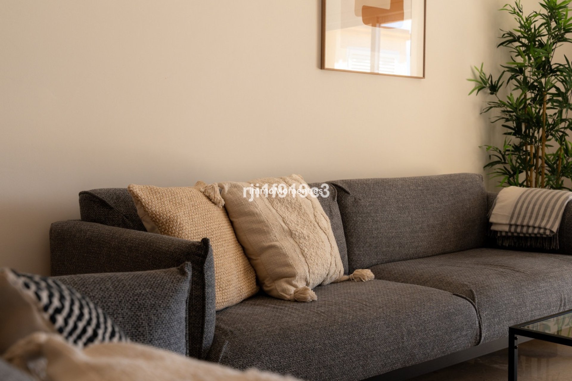 Resale - Apartment - Marbella - Elviria