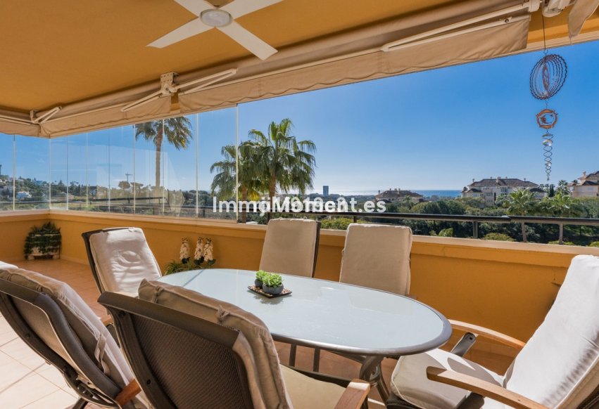 Resale - Apartment - Marbella - Elviria