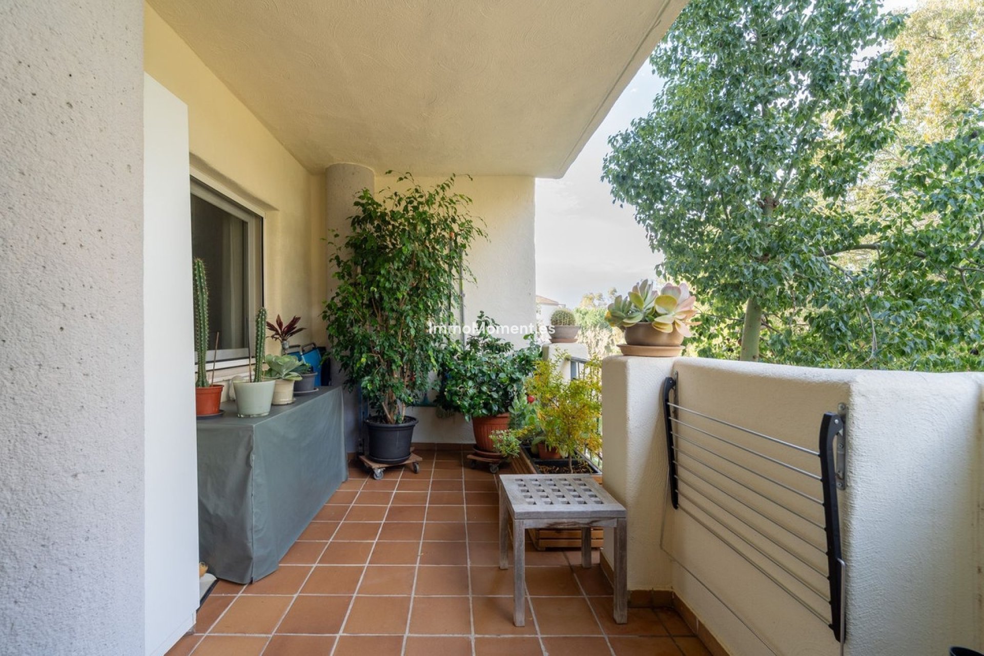 Resale - Apartment - Marbella - Elviria