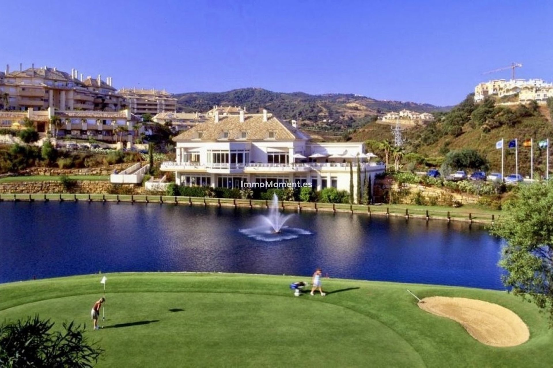 Resale - Apartment - Marbella - Elviria