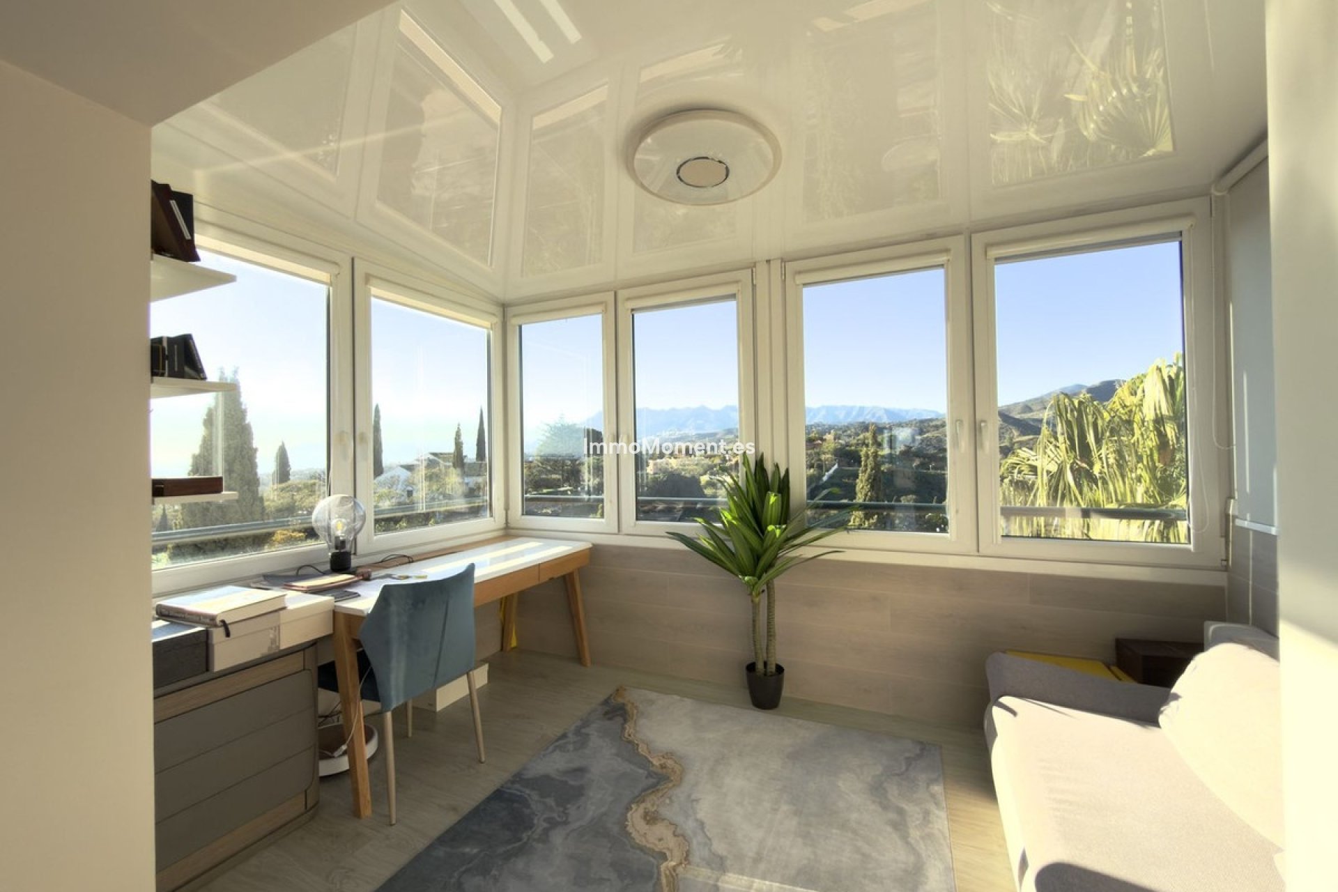 Resale - Apartment - Marbella - Elviria