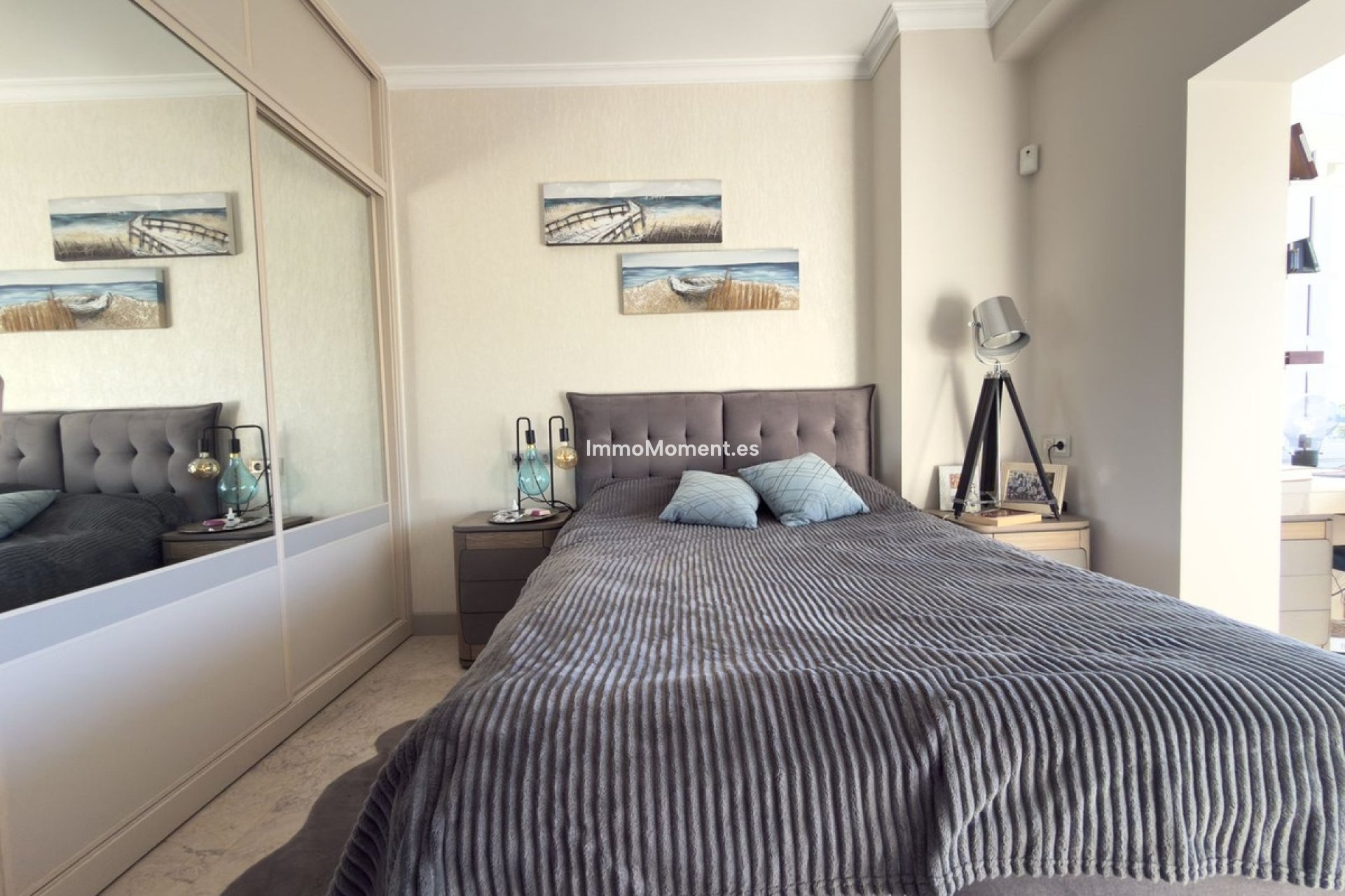 Resale - Apartment - Marbella - Elviria