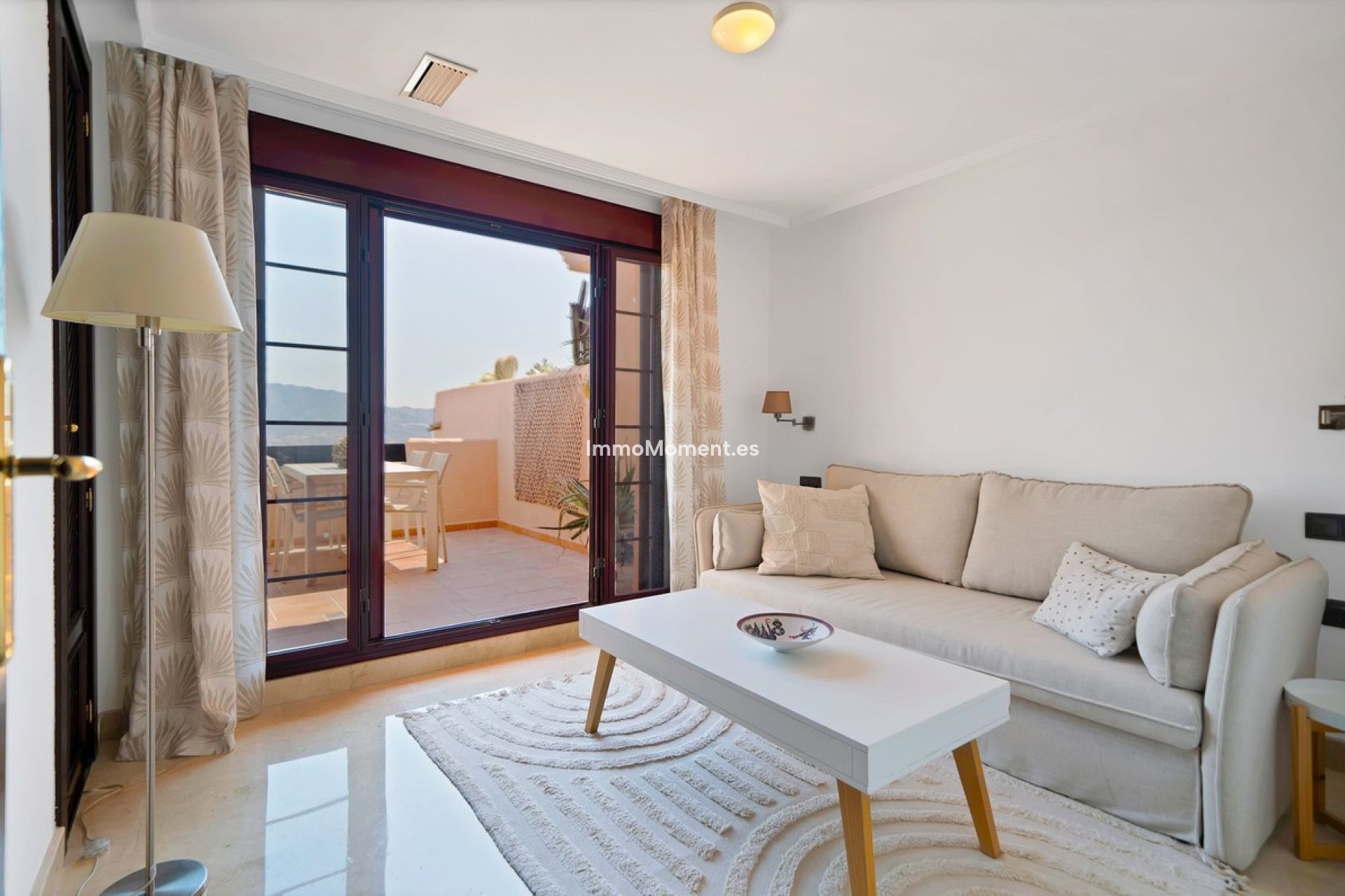 Resale - Apartment - Marbella - Elviria