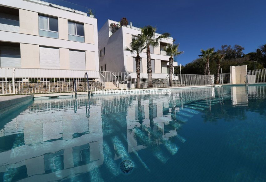 Resale - Apartment - Marbella - Elviria