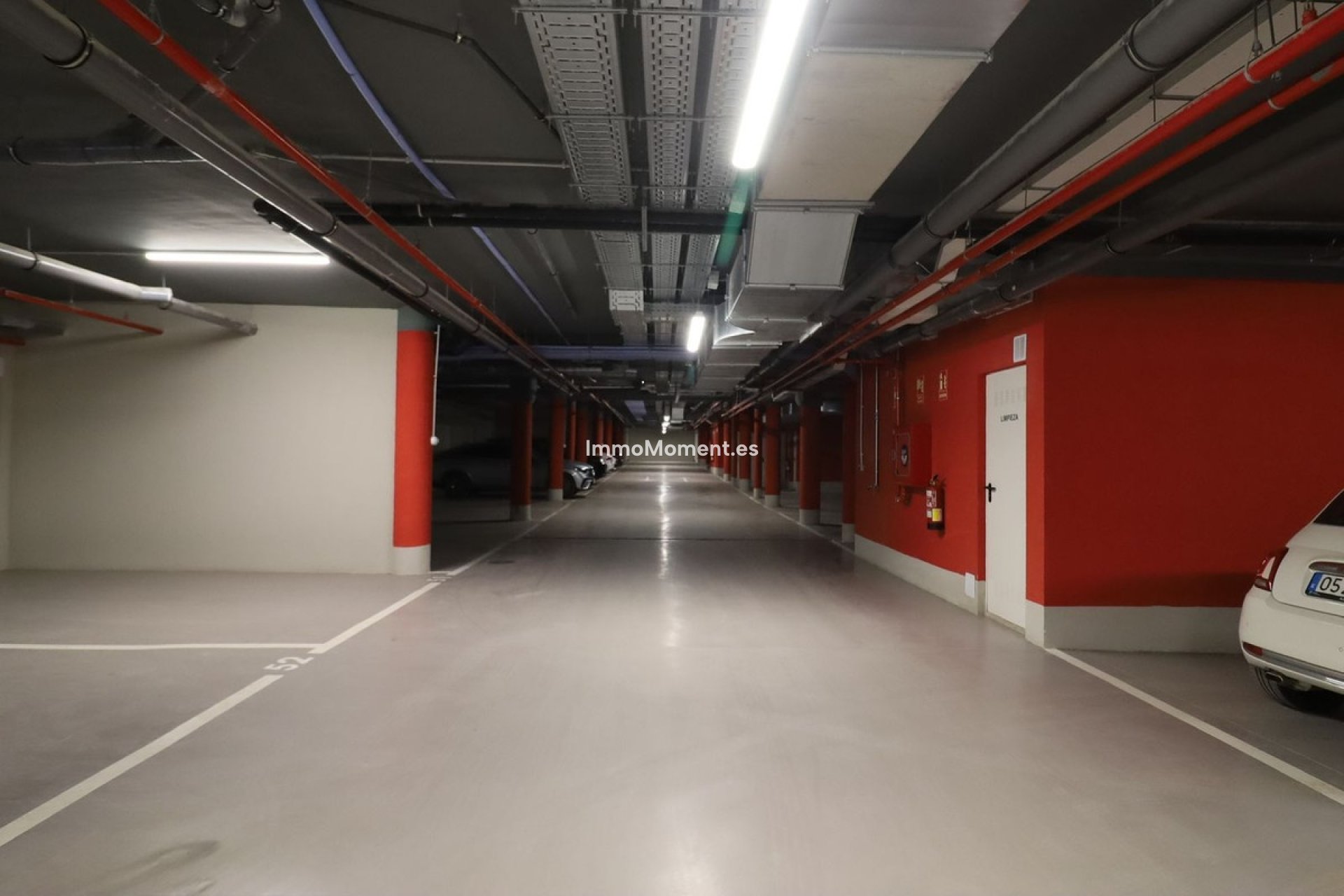 Resale - Apartment - Marbella - Elviria