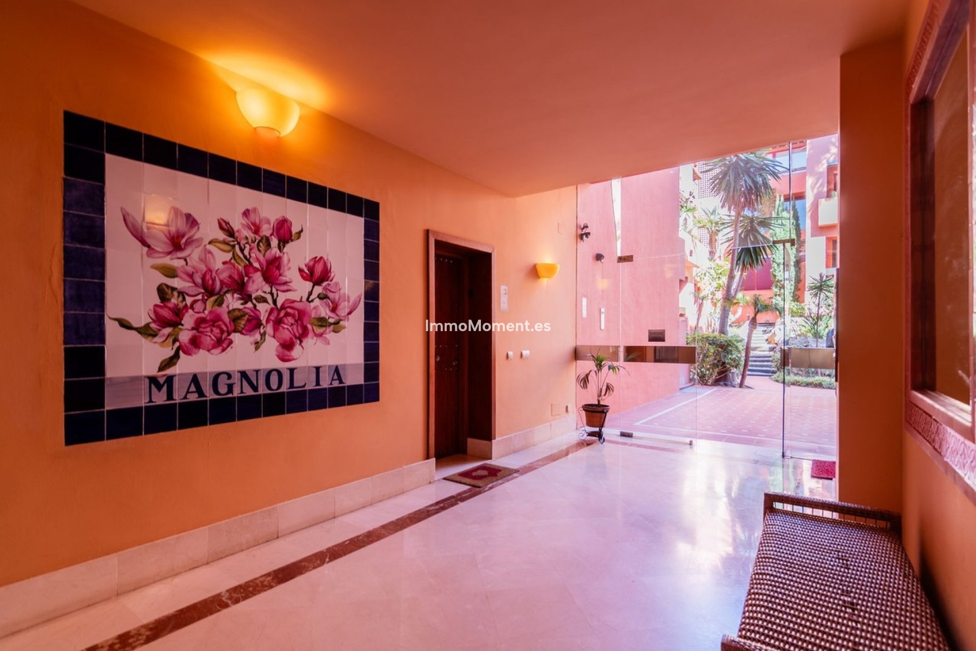 Resale - Apartment - Marbella - Elviria