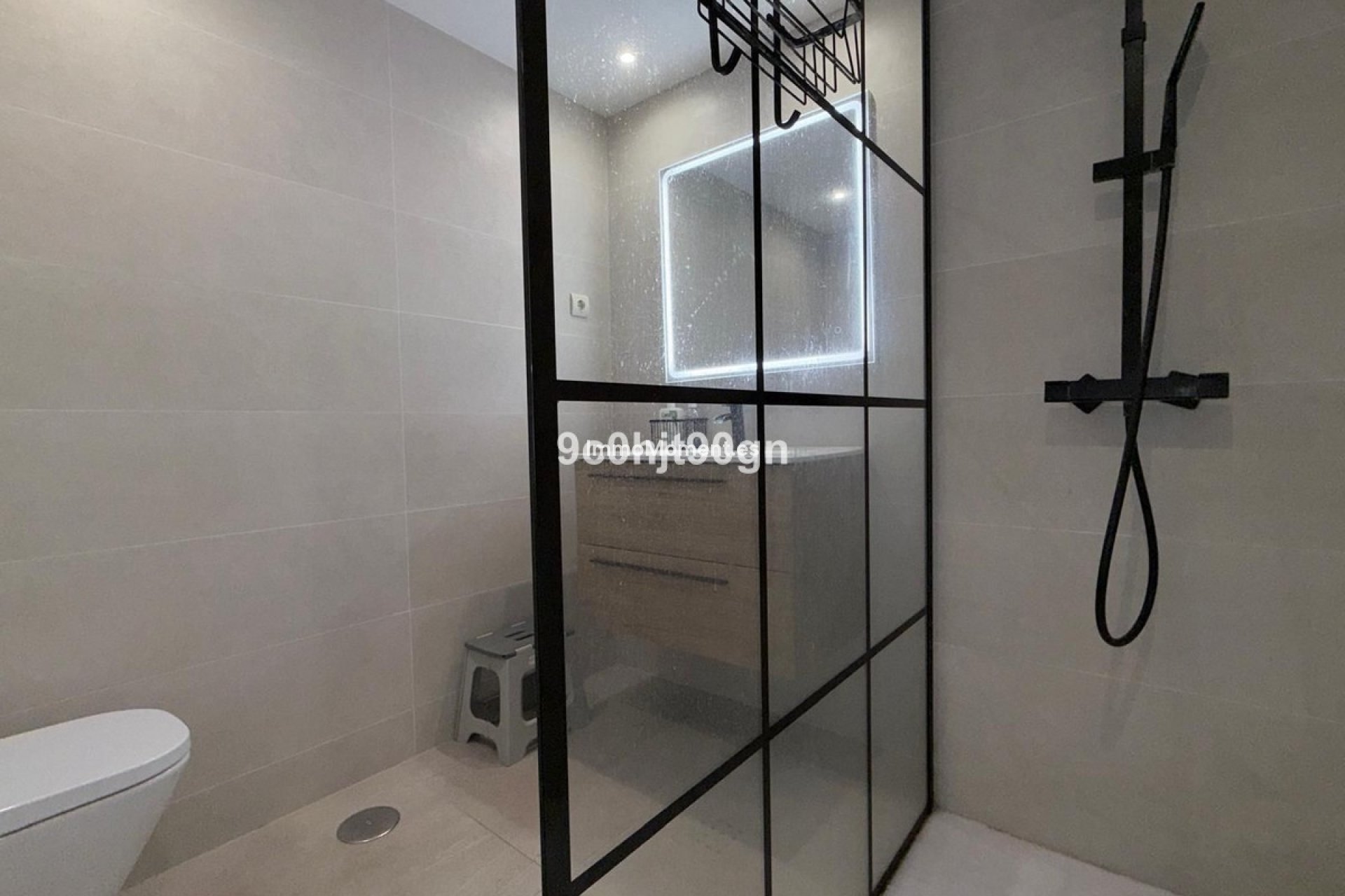 Resale - Apartment - Marbella - Elviria