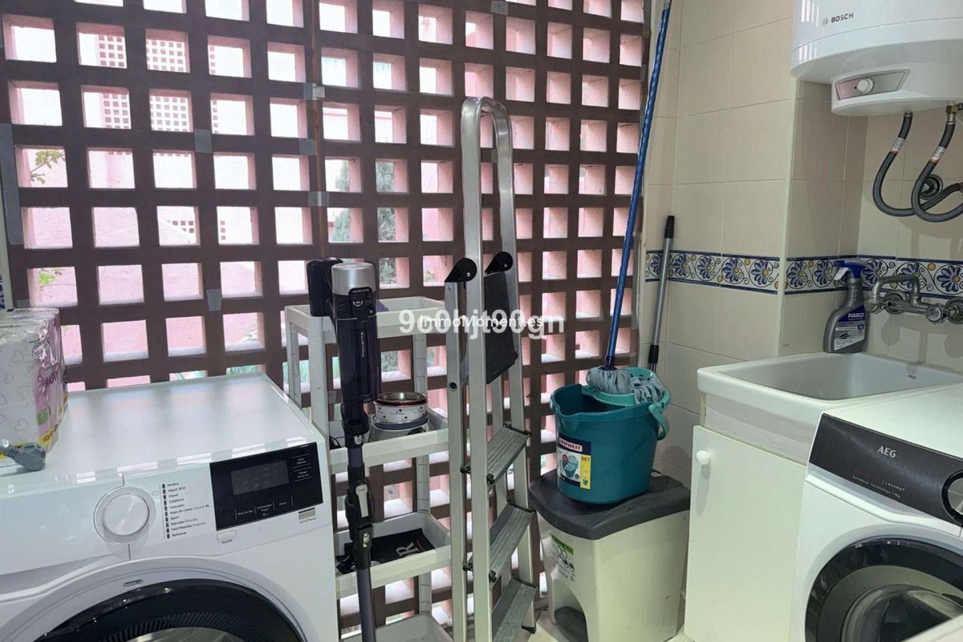 Resale - Apartment - Marbella - Elviria