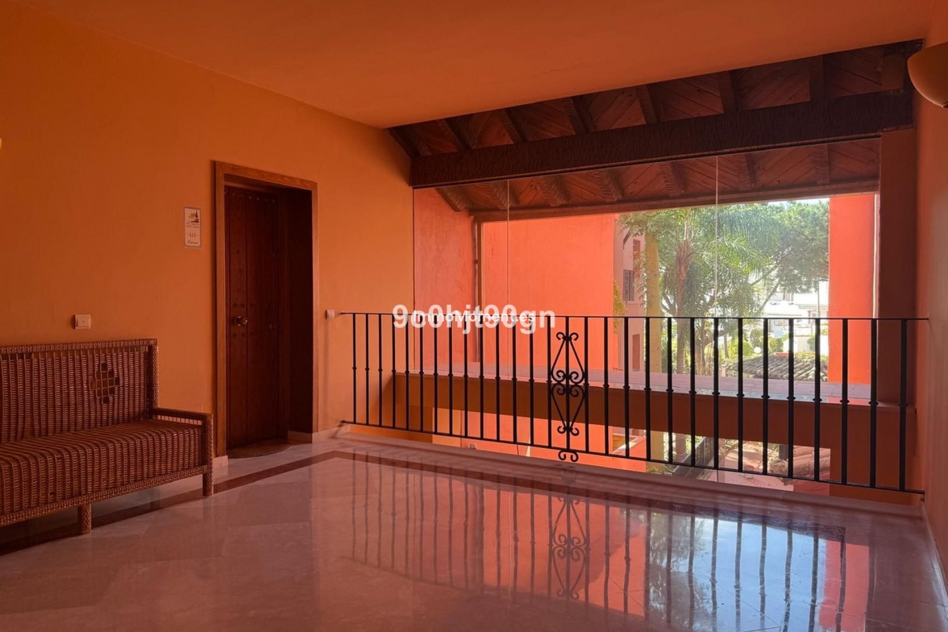 Resale - Apartment - Marbella - Elviria