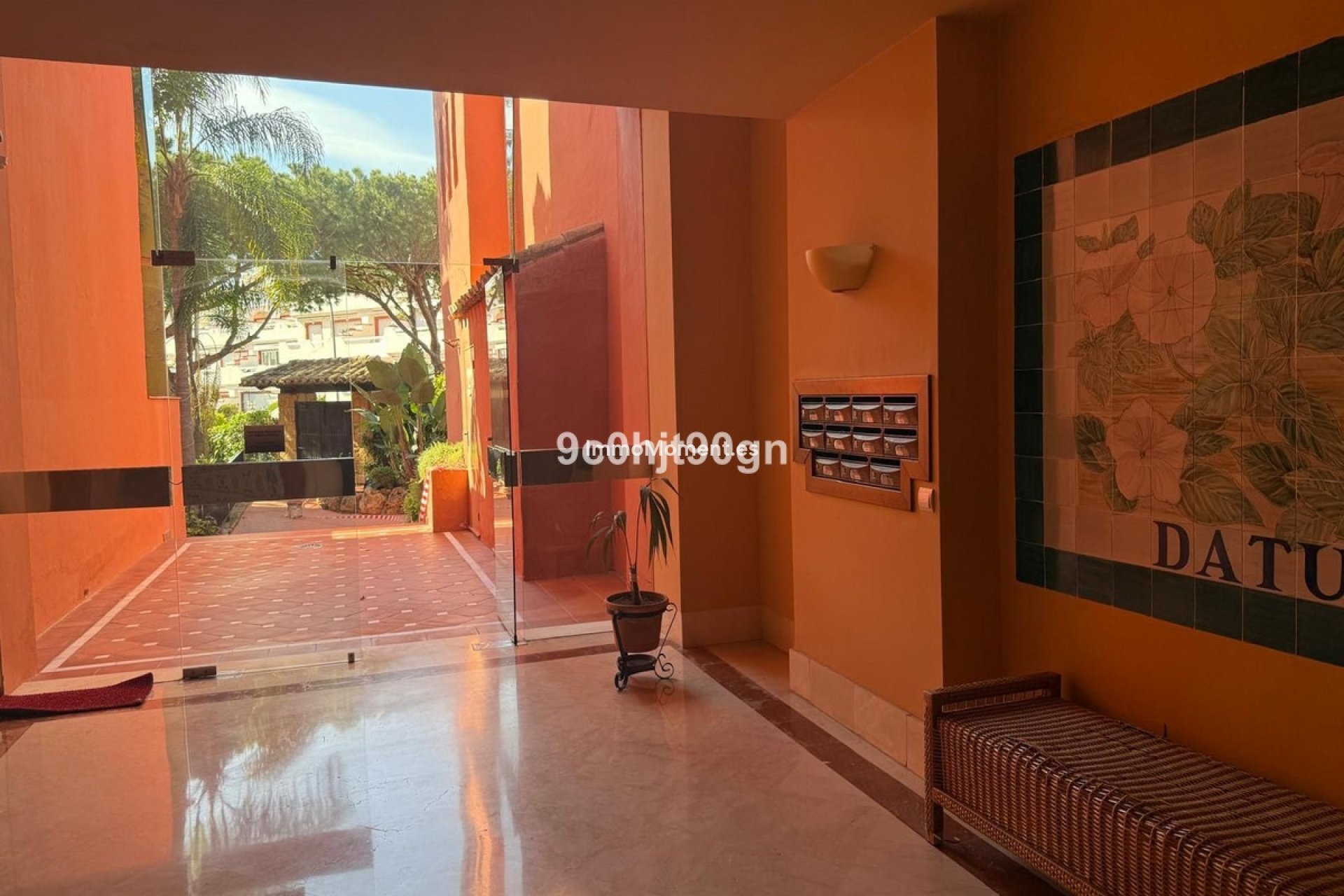 Resale - Apartment - Marbella - Elviria