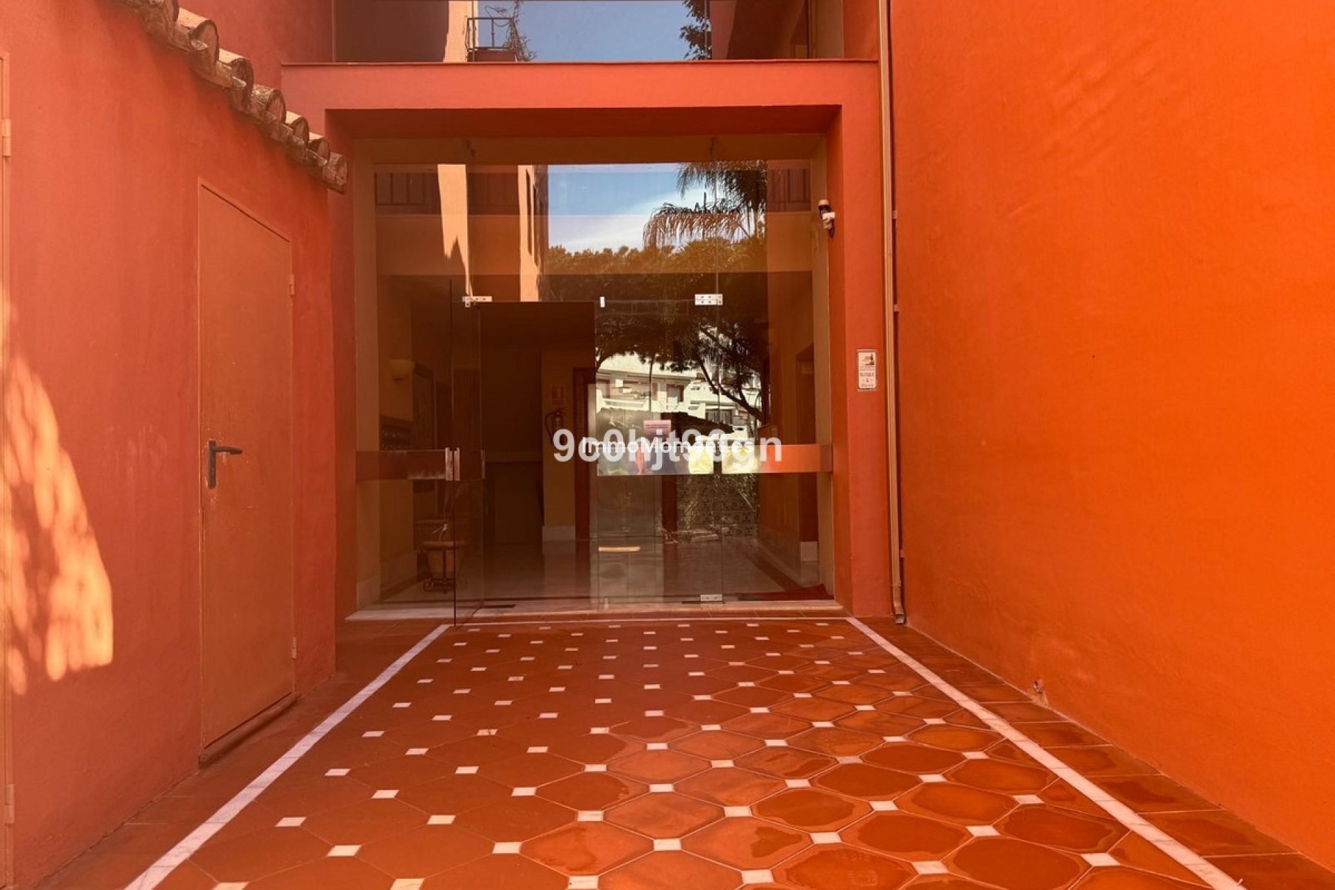 Resale - Apartment - Marbella - Elviria