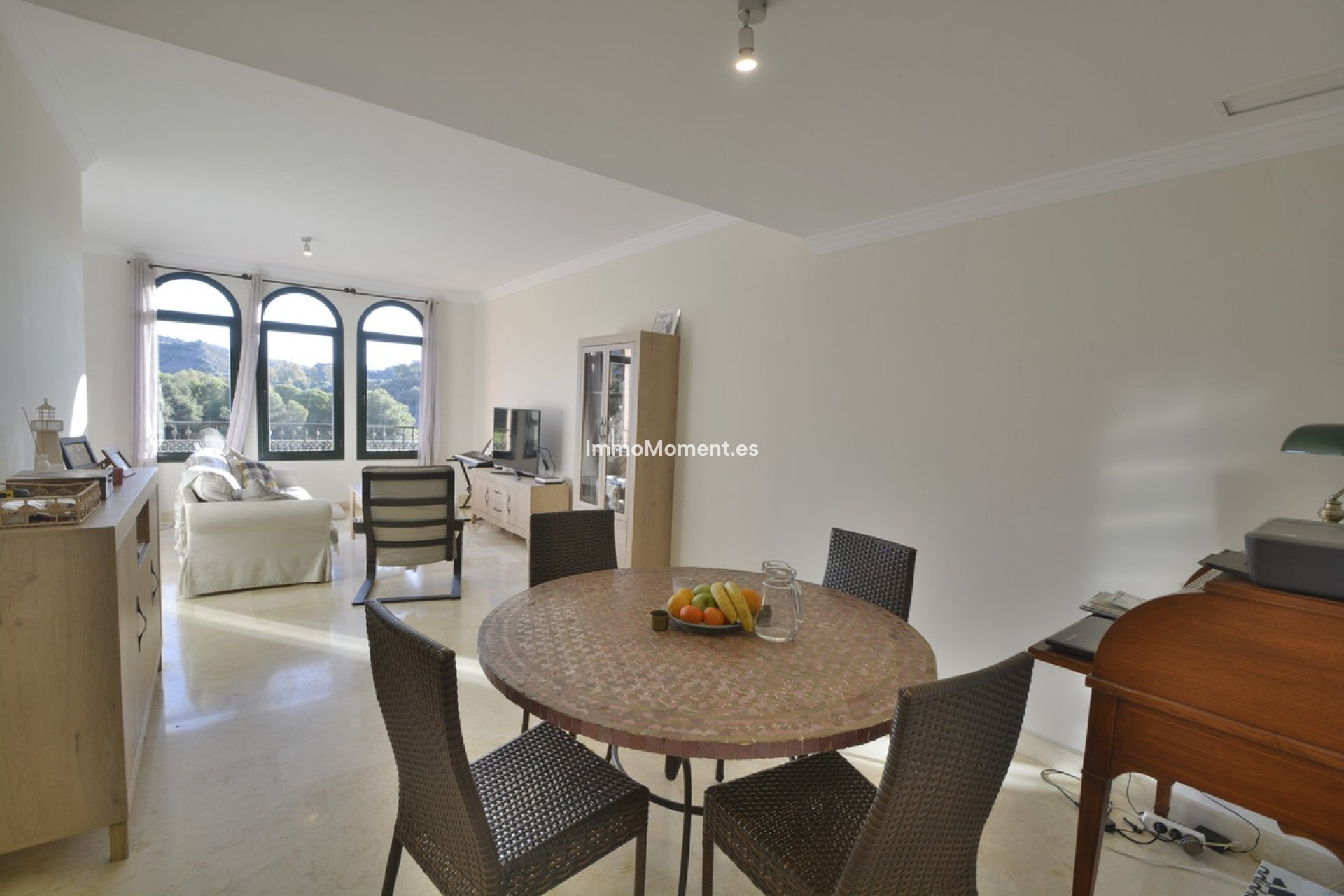 Resale - Apartment - Marbella - Elviria