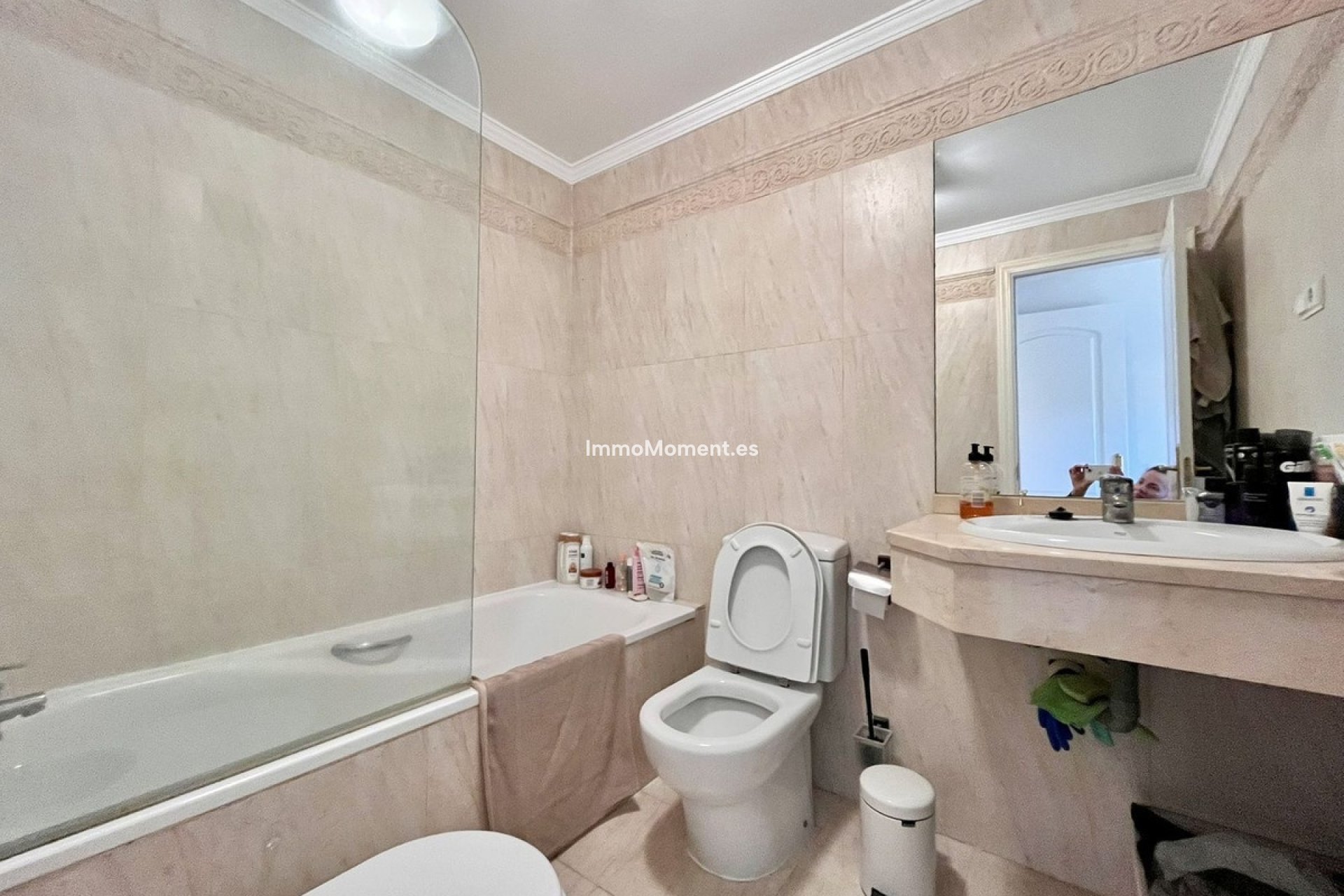 Resale - Apartment - Marbella - Elviria