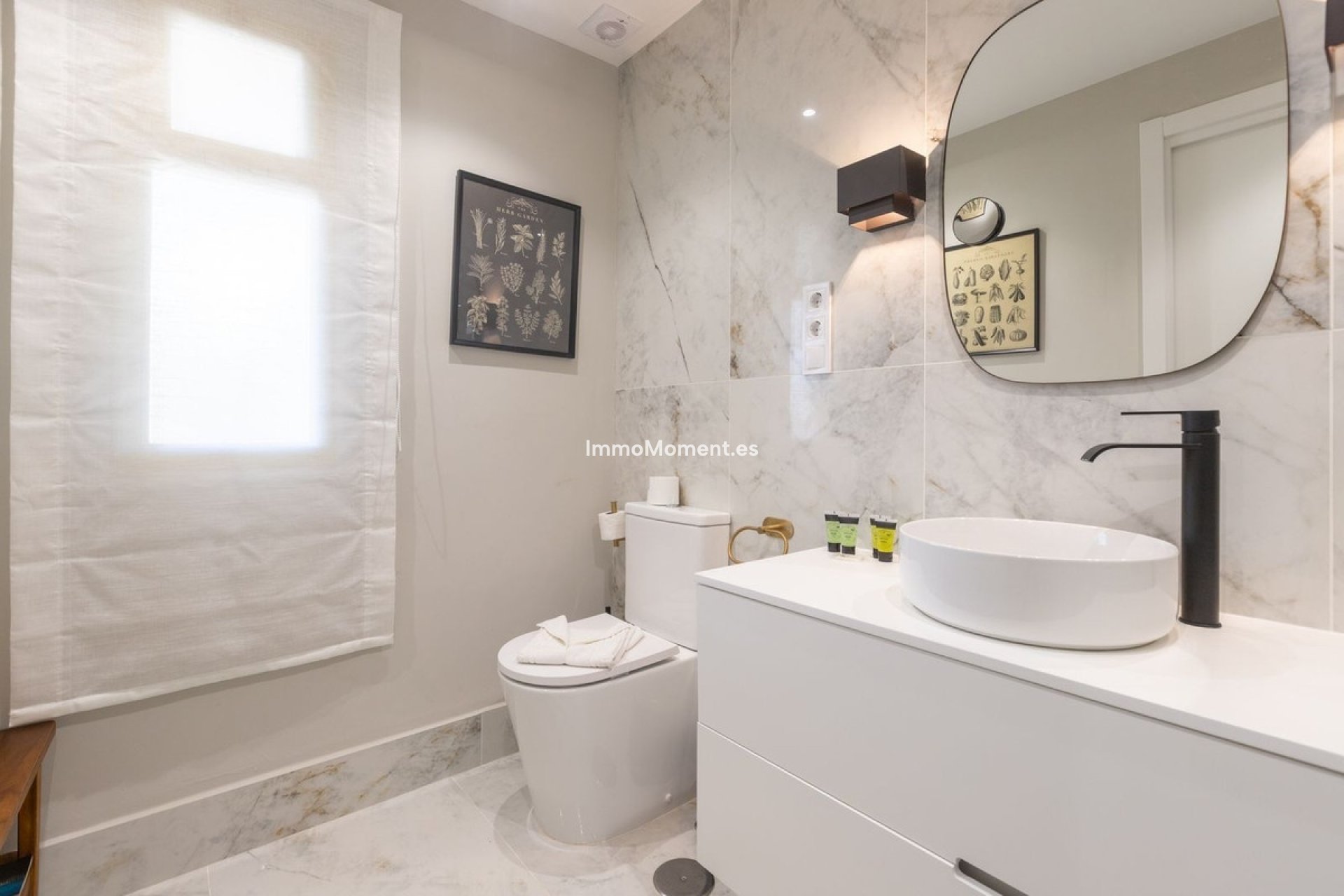 Resale - Apartment - Marbella - Elviria