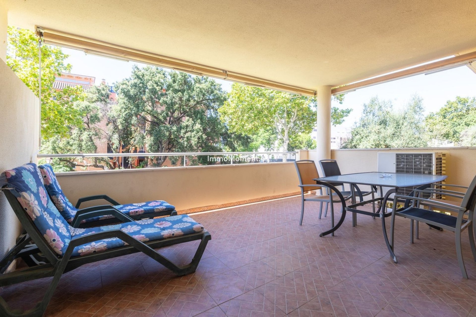 Resale - Apartment - Marbella - Elviria