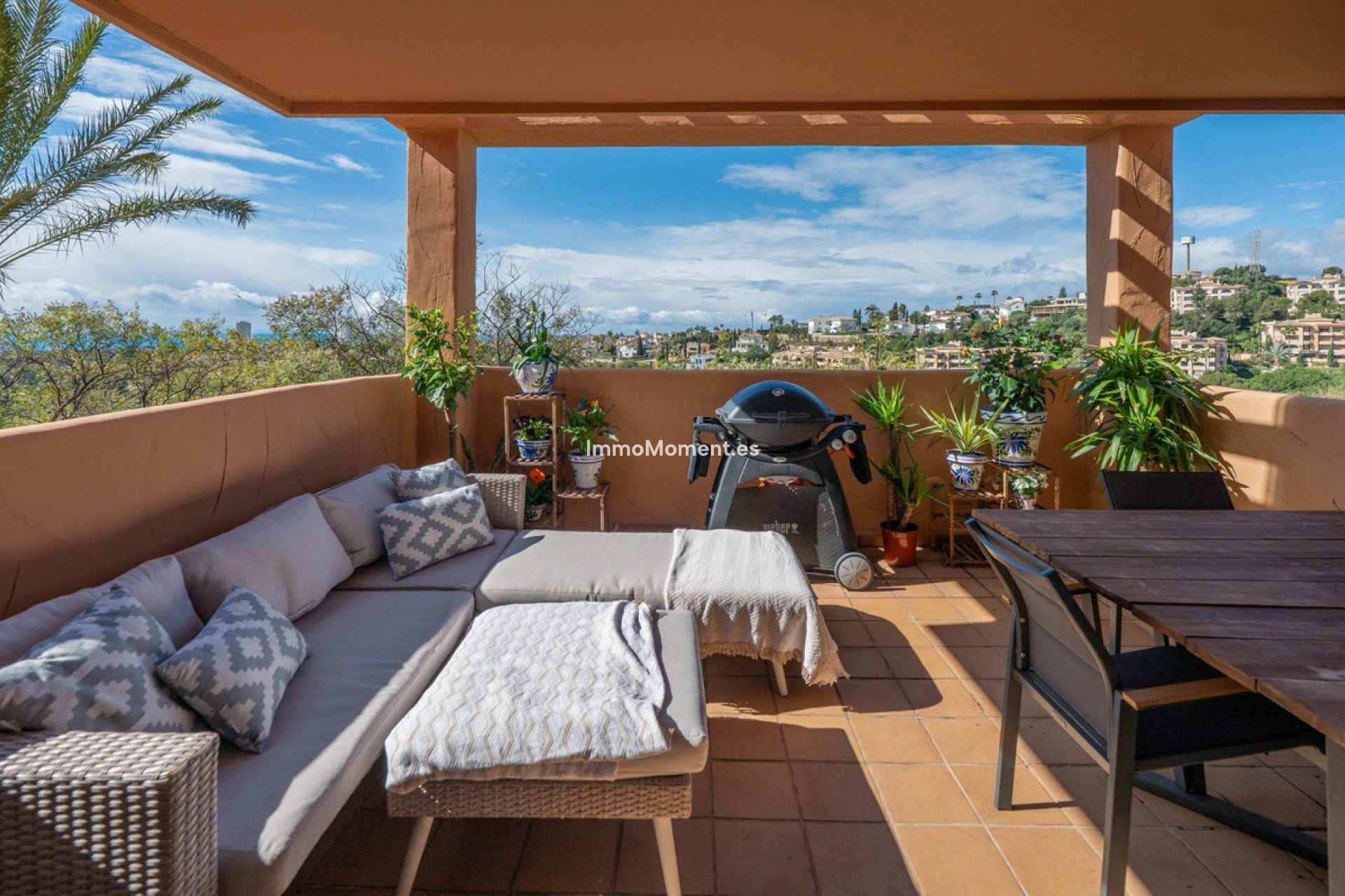 Resale - Apartment - Marbella - Elviria