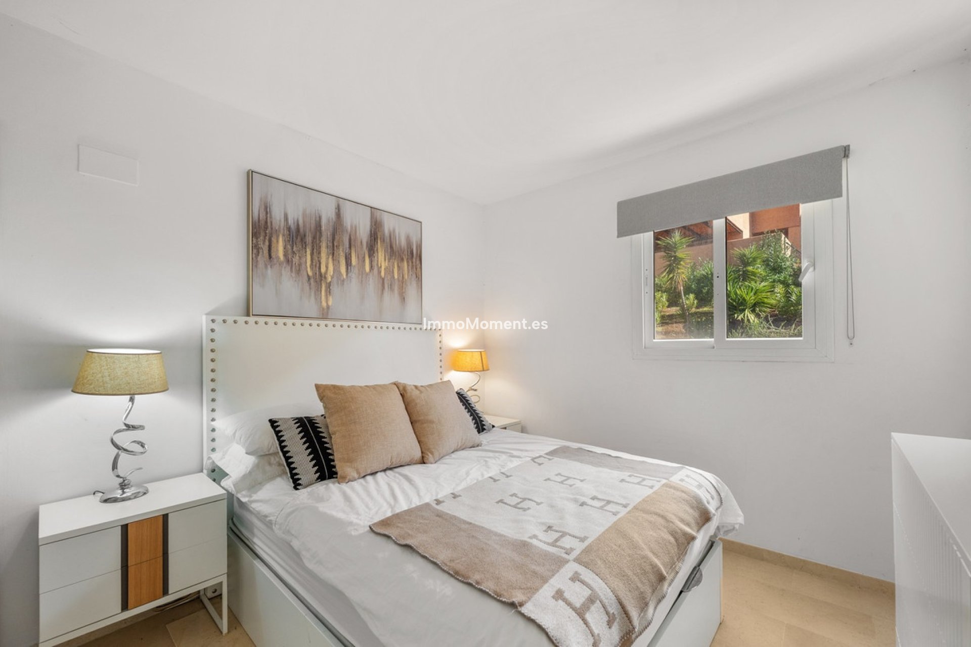 Resale - Apartment - Marbella - Elviria