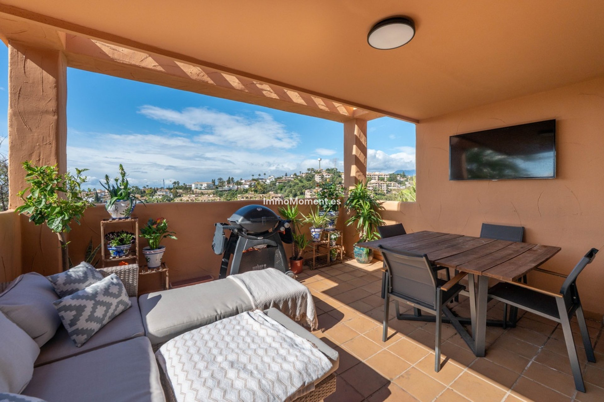 Resale - Apartment - Marbella - Elviria