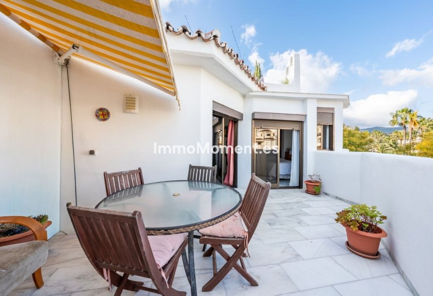 Resale - Apartment - Marbella - Elviria