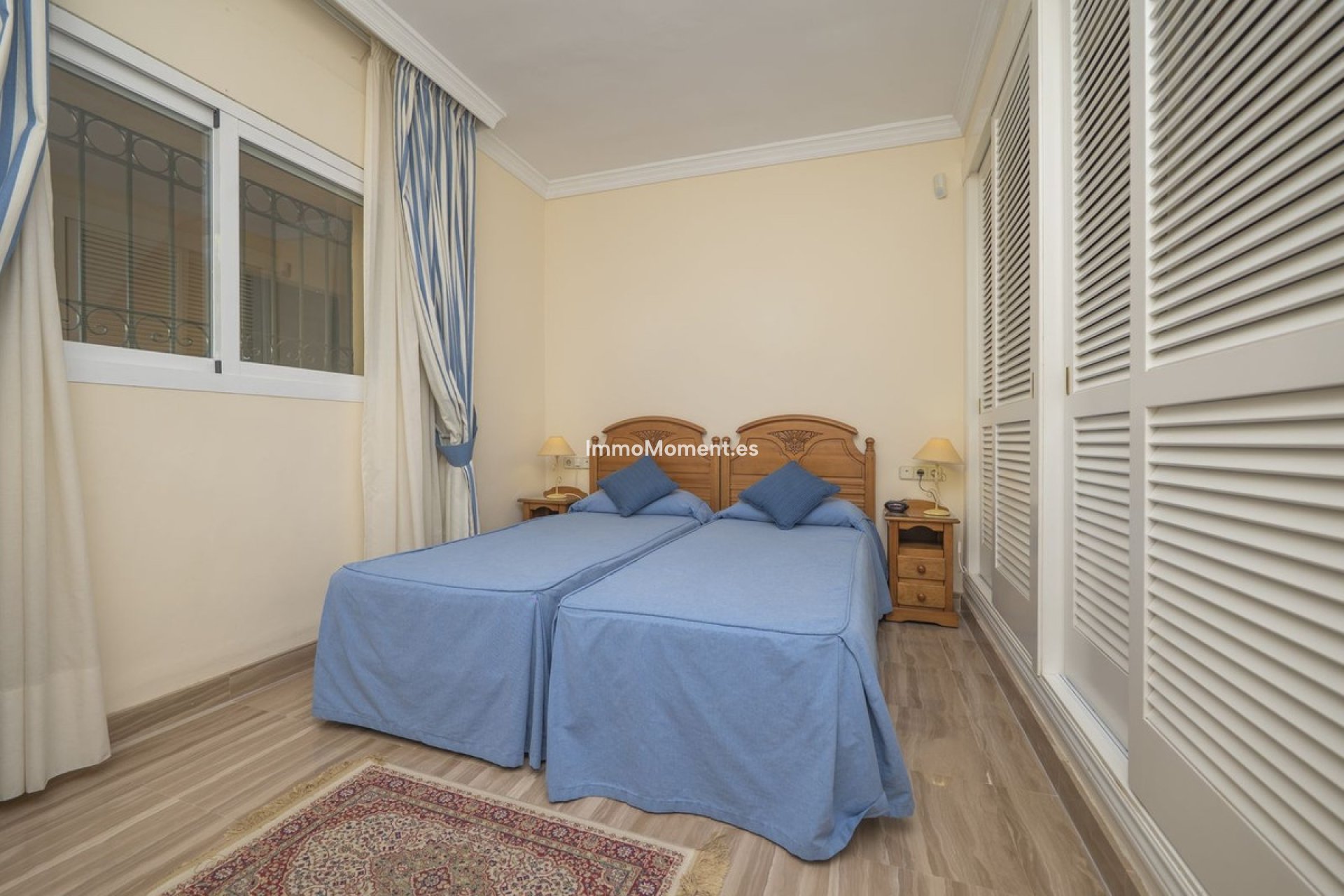 Resale - Apartment - Marbella - Elviria