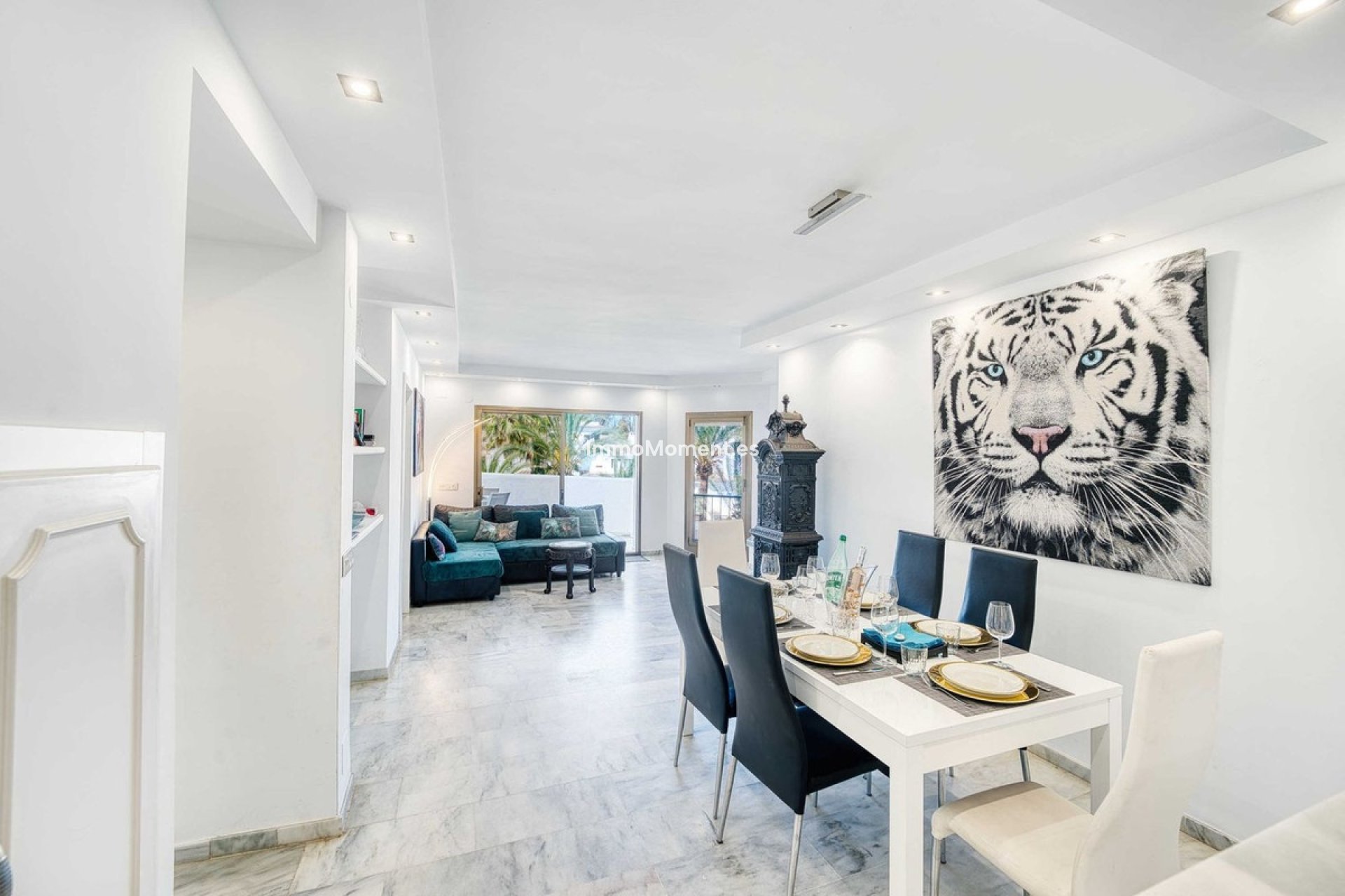 Resale - Apartment - Marbella - Elviria