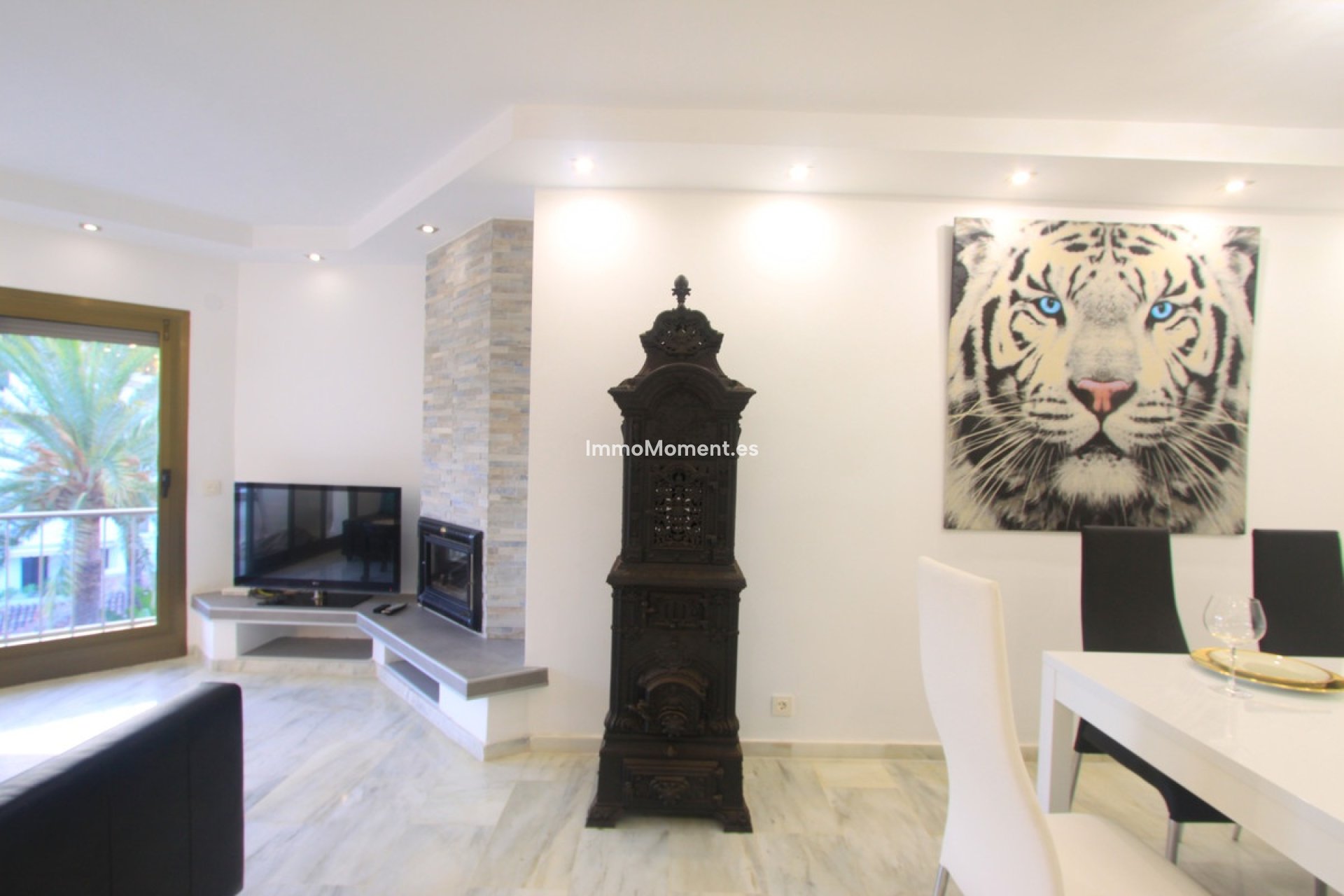 Resale - Apartment - Marbella - Elviria