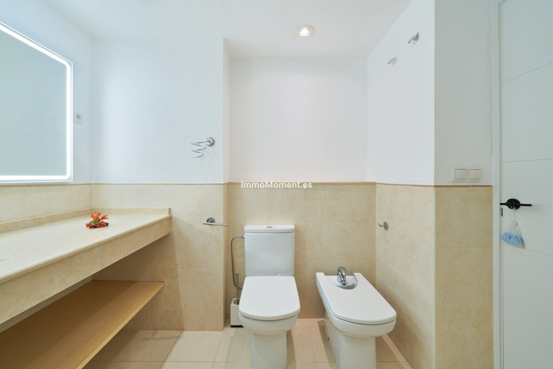 Resale - Apartment - Marbella - Elviria