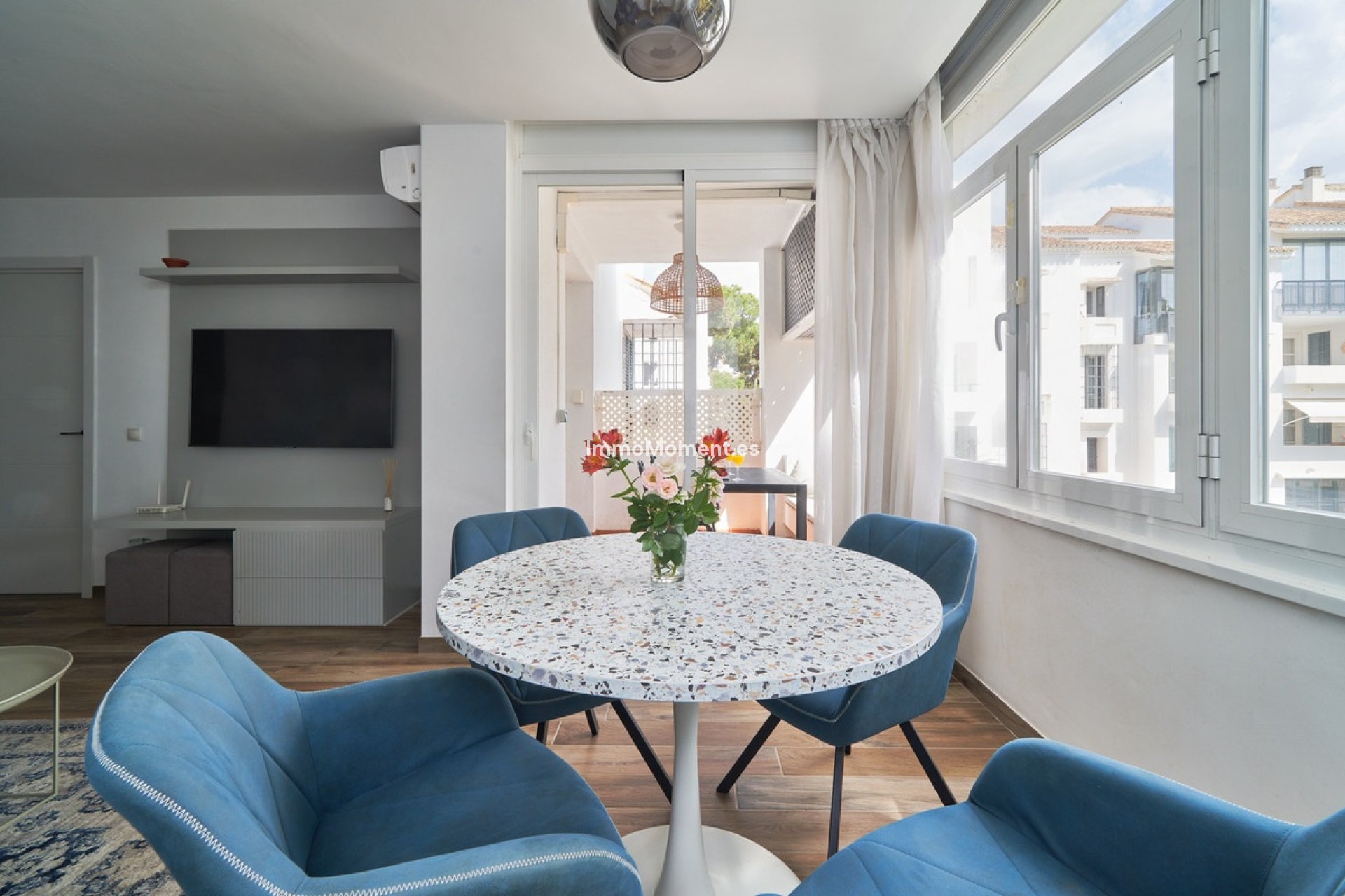 Resale - Apartment - Marbella - Elviria