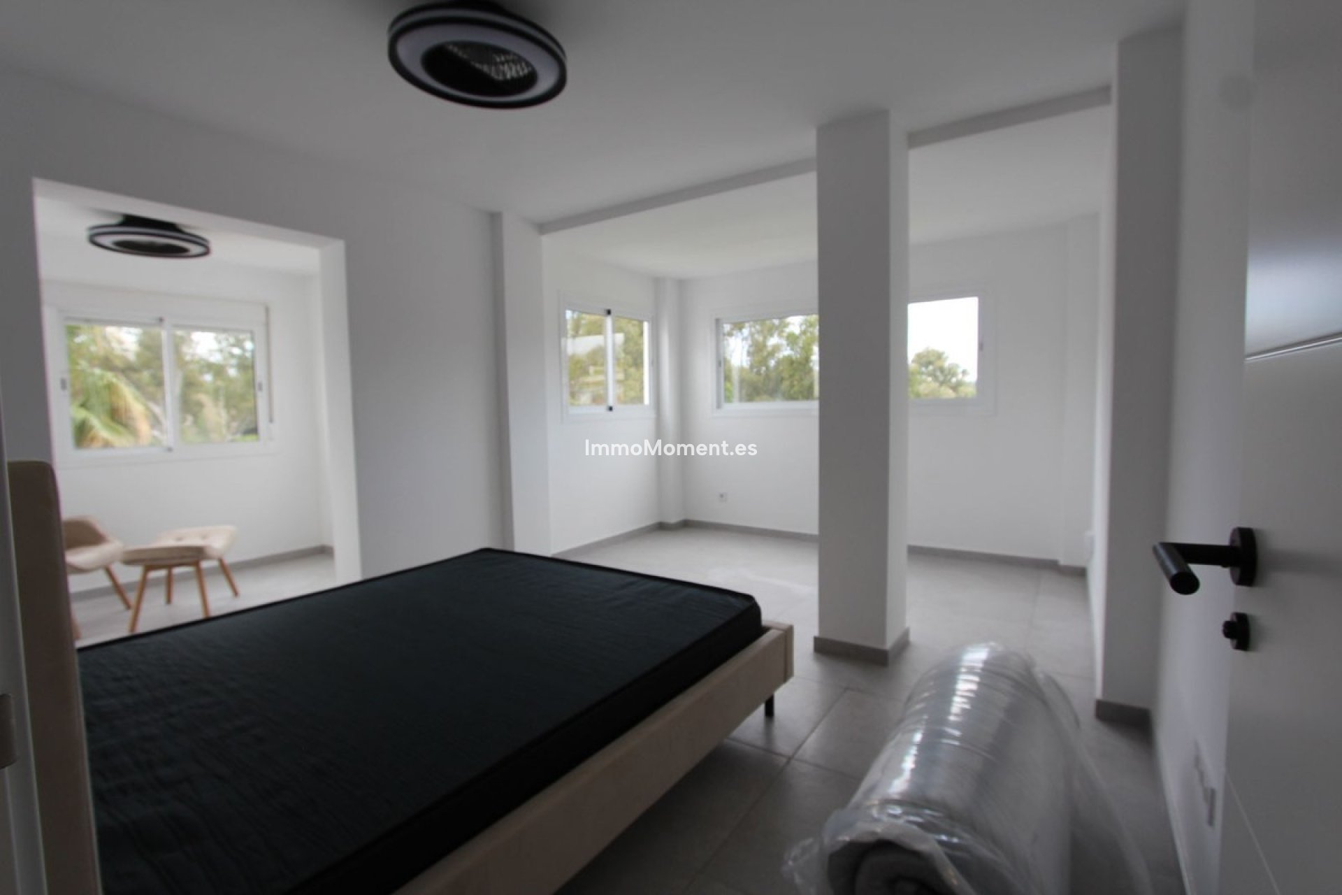 Resale - Apartment - Marbella - Elviria