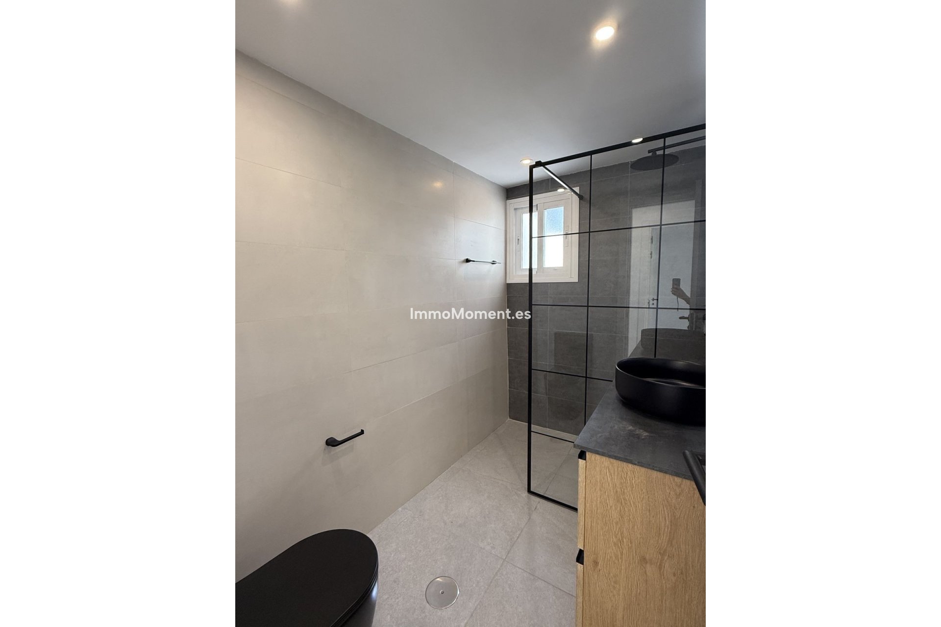 Resale - Apartment - Marbella - Elviria