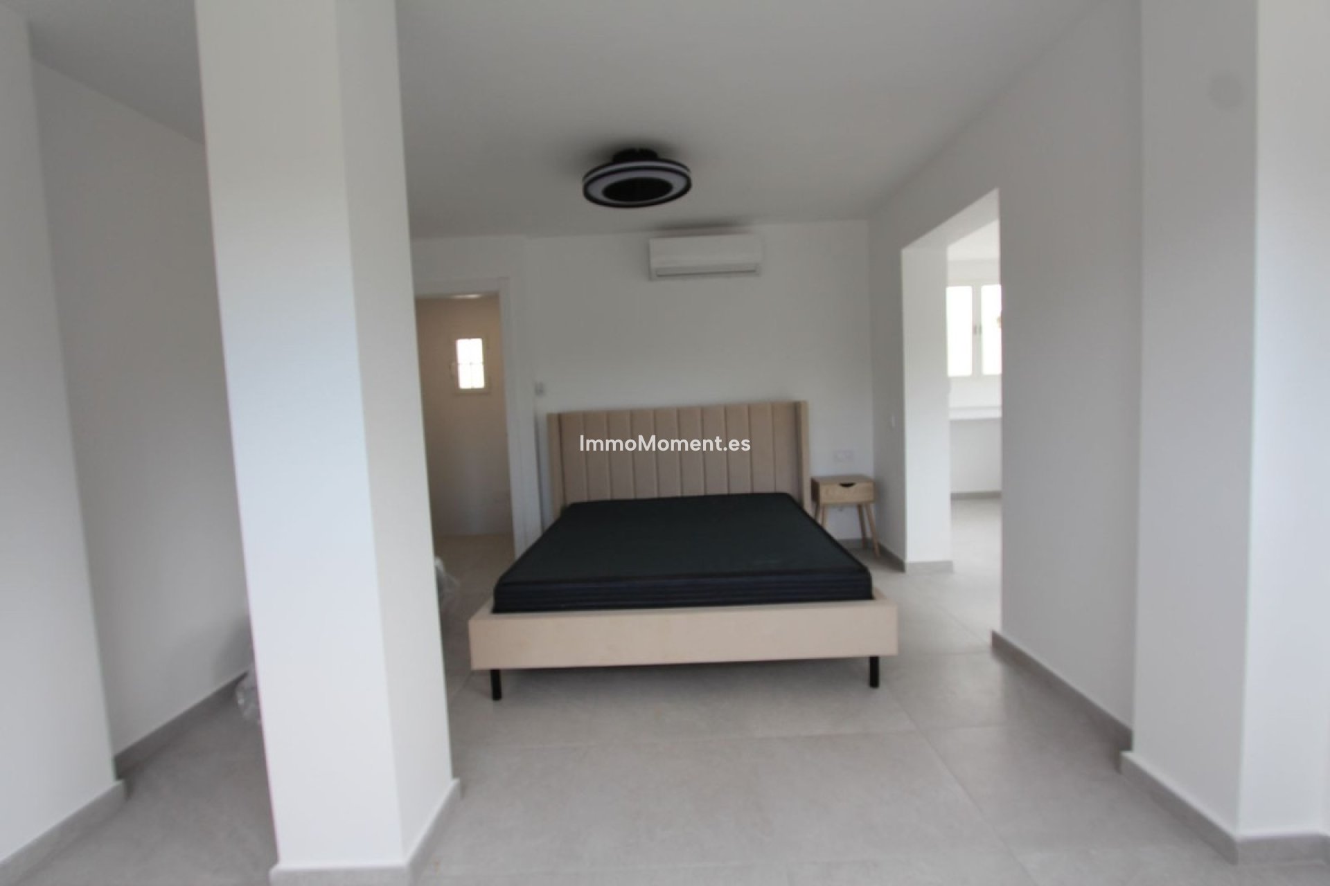 Resale - Apartment - Marbella - Elviria