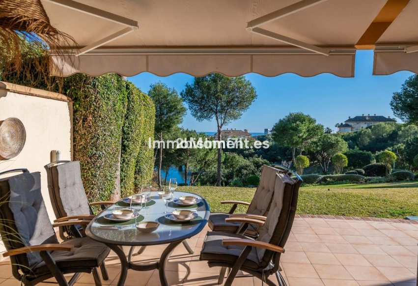 Resale - Apartment - Marbella - Elviria