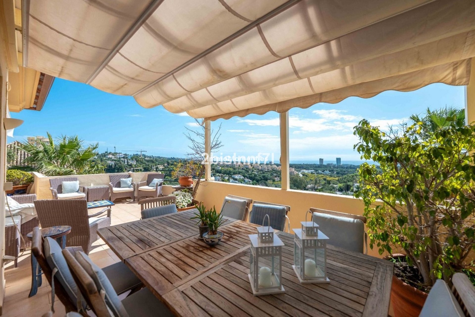 Resale - Apartment - Marbella - Elviria