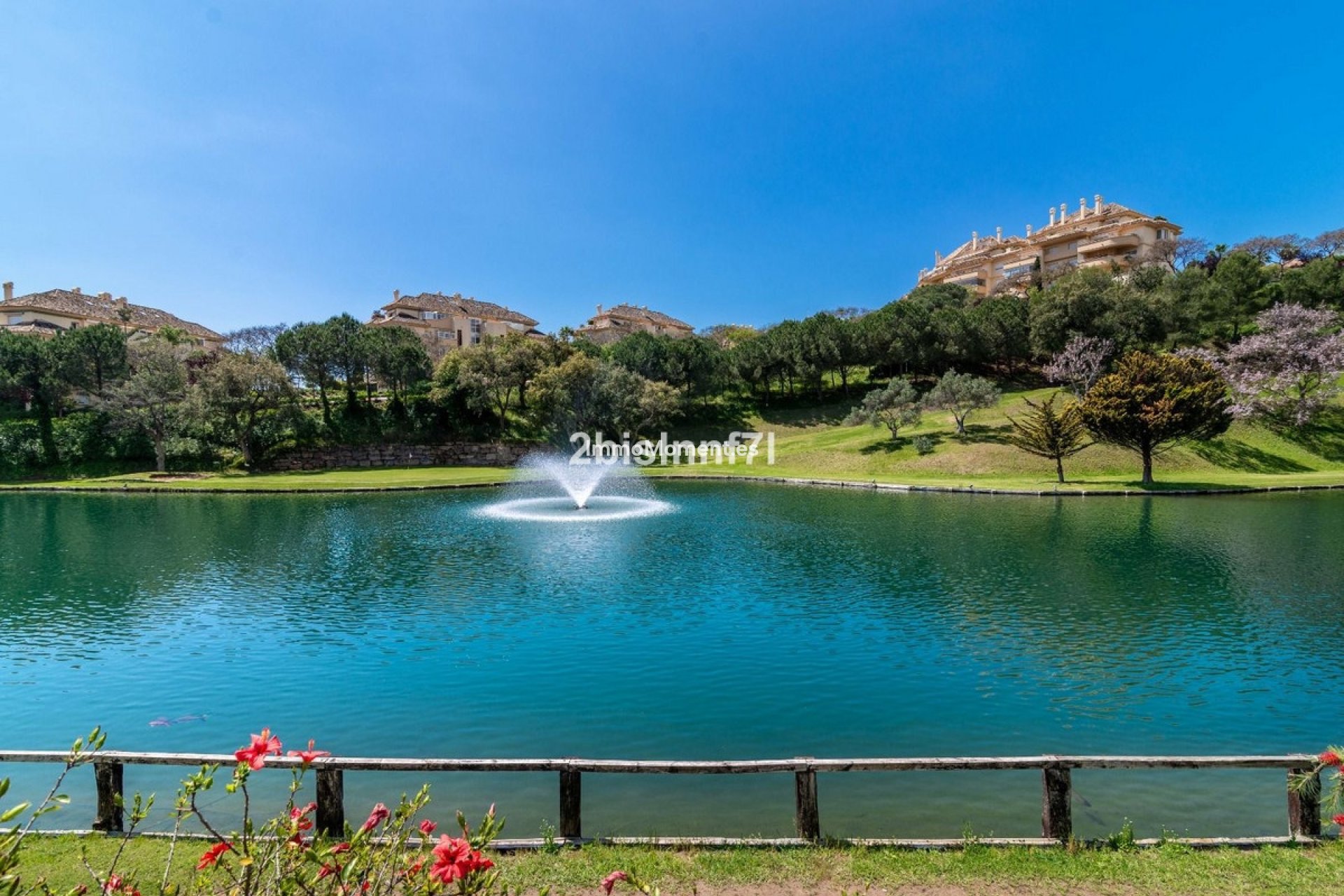 Resale - Apartment - Marbella - Elviria