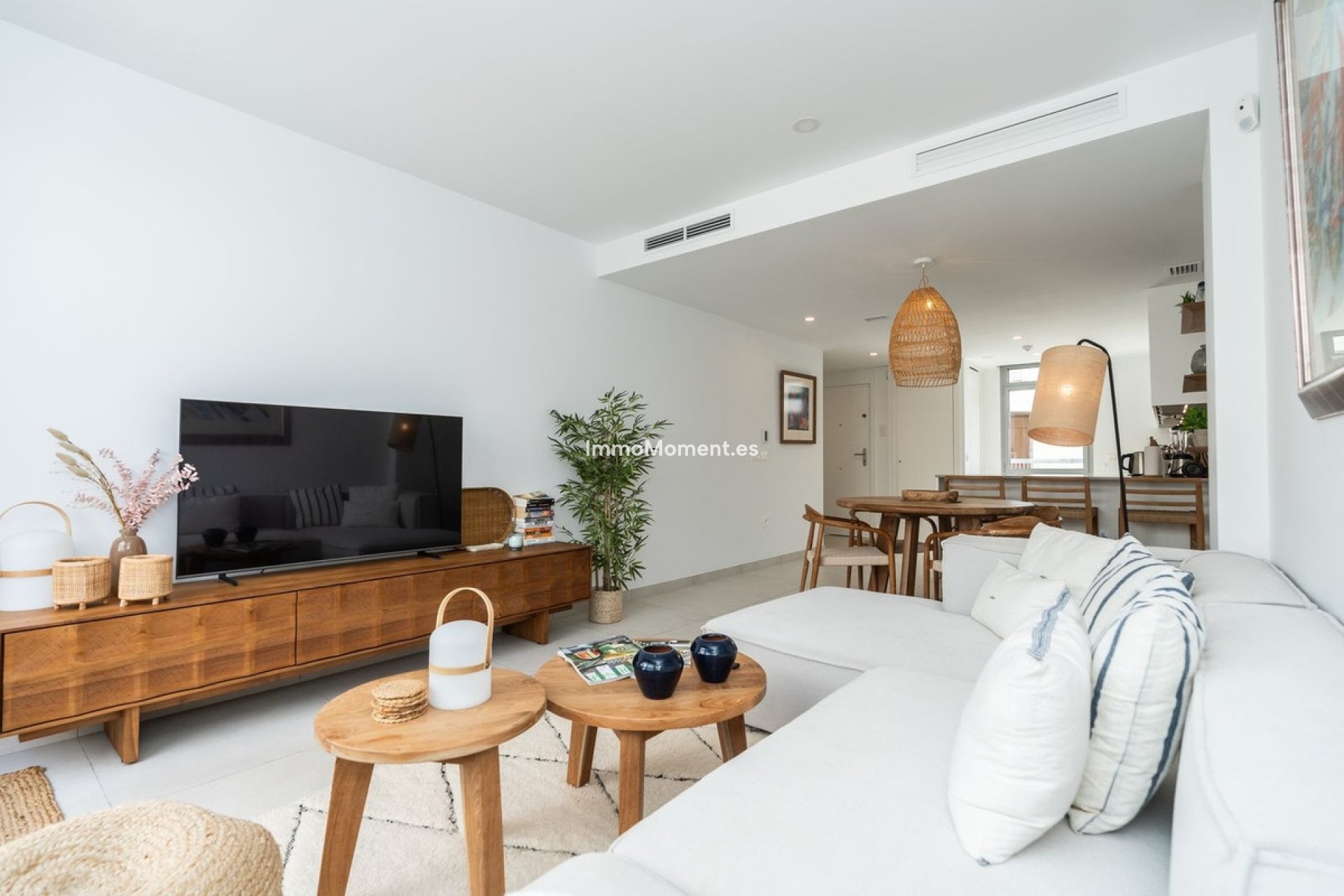 Resale - Apartment - Marbella - Elviria