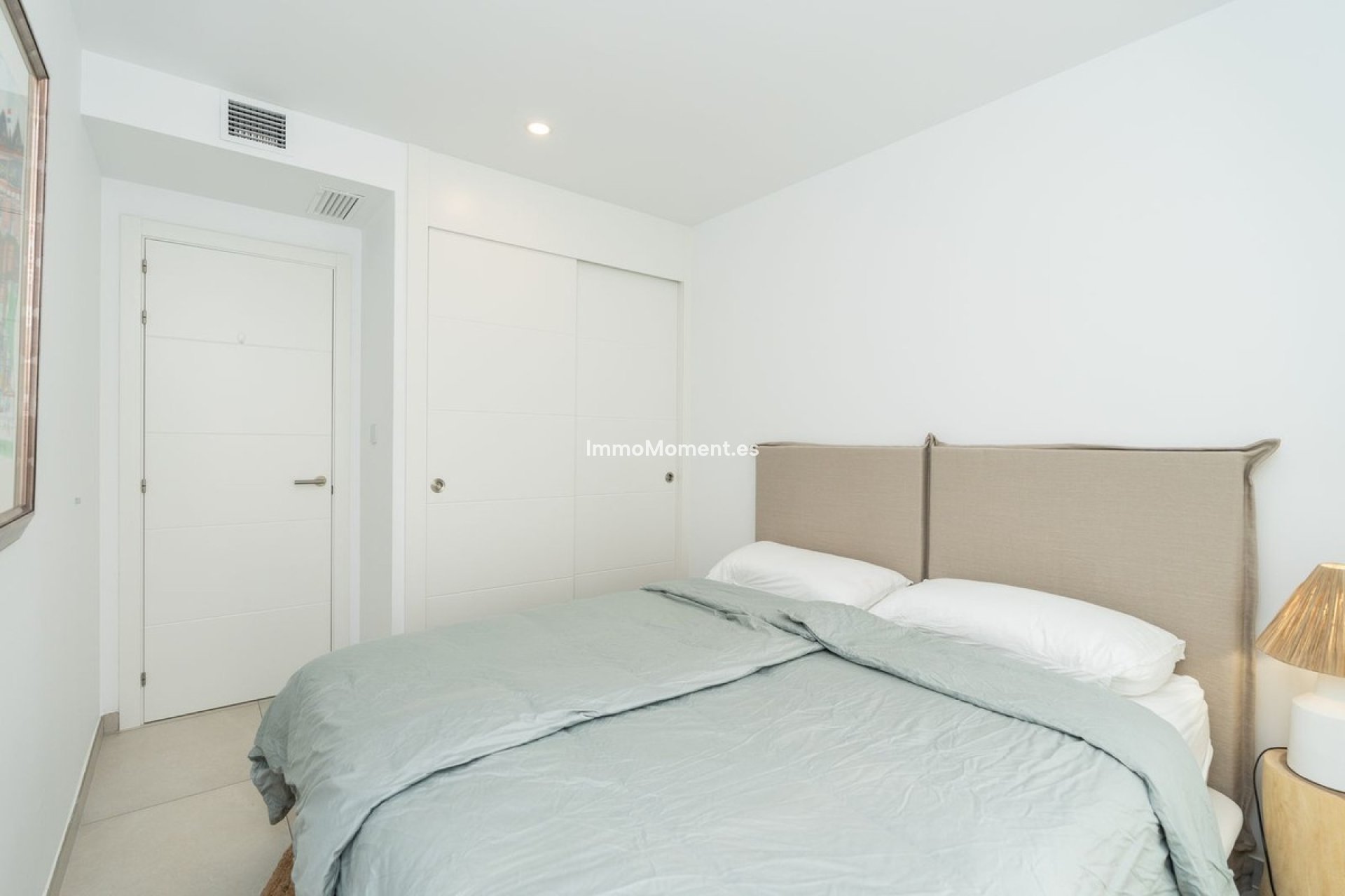 Resale - Apartment - Marbella - Elviria