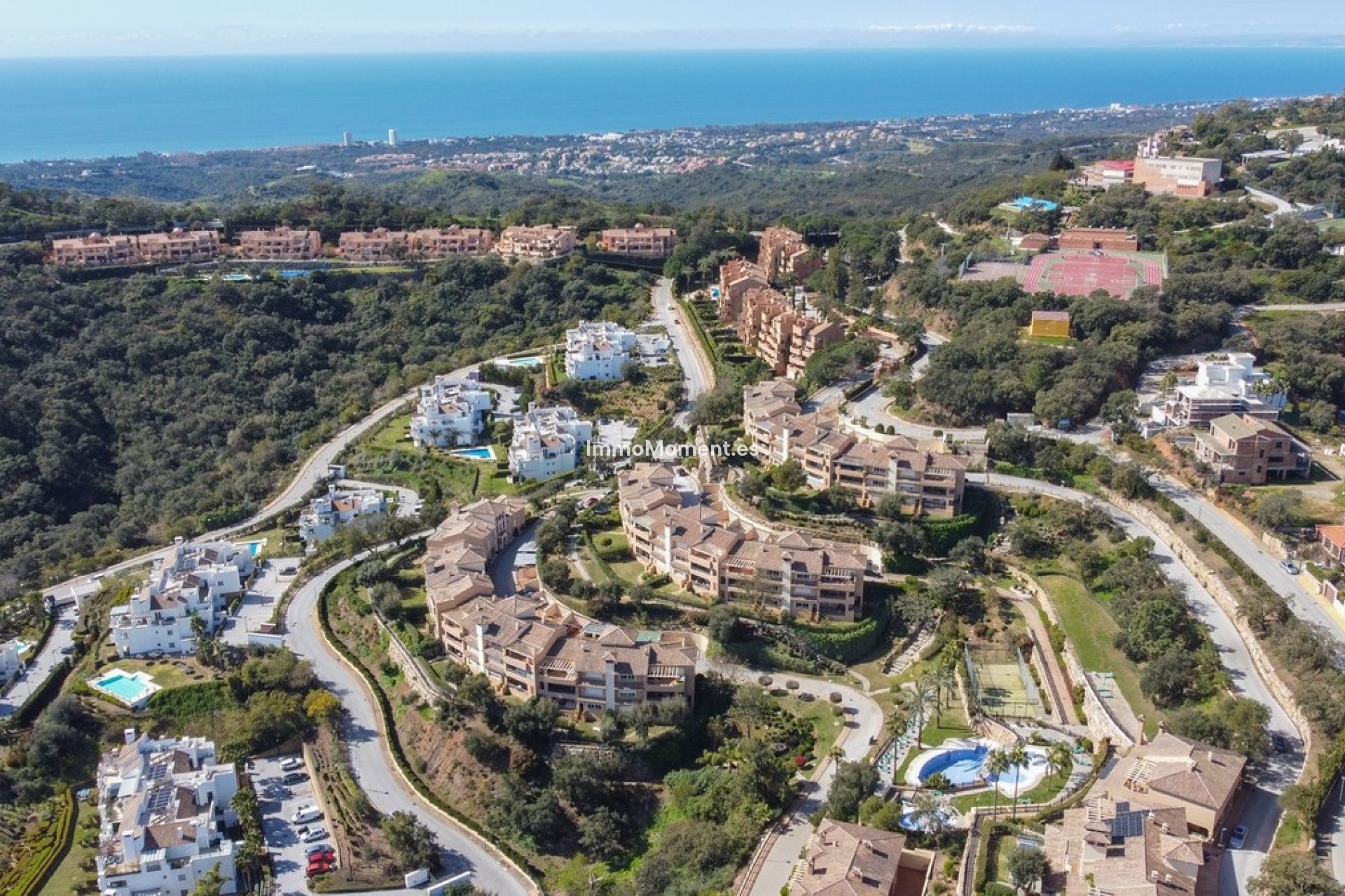 Resale - Apartment - Marbella - Elviria