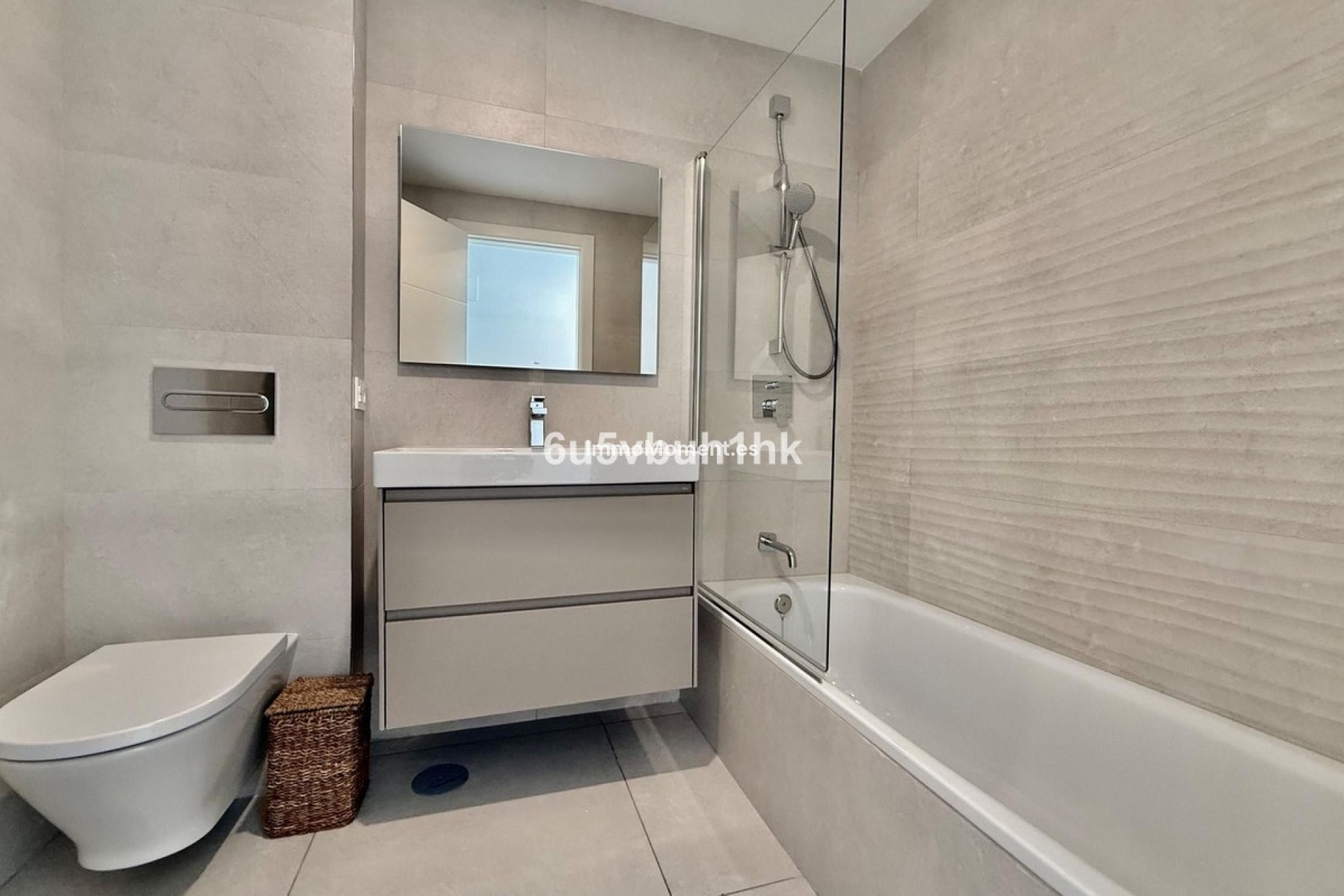 Resale - Apartment - Marbella - Elviria