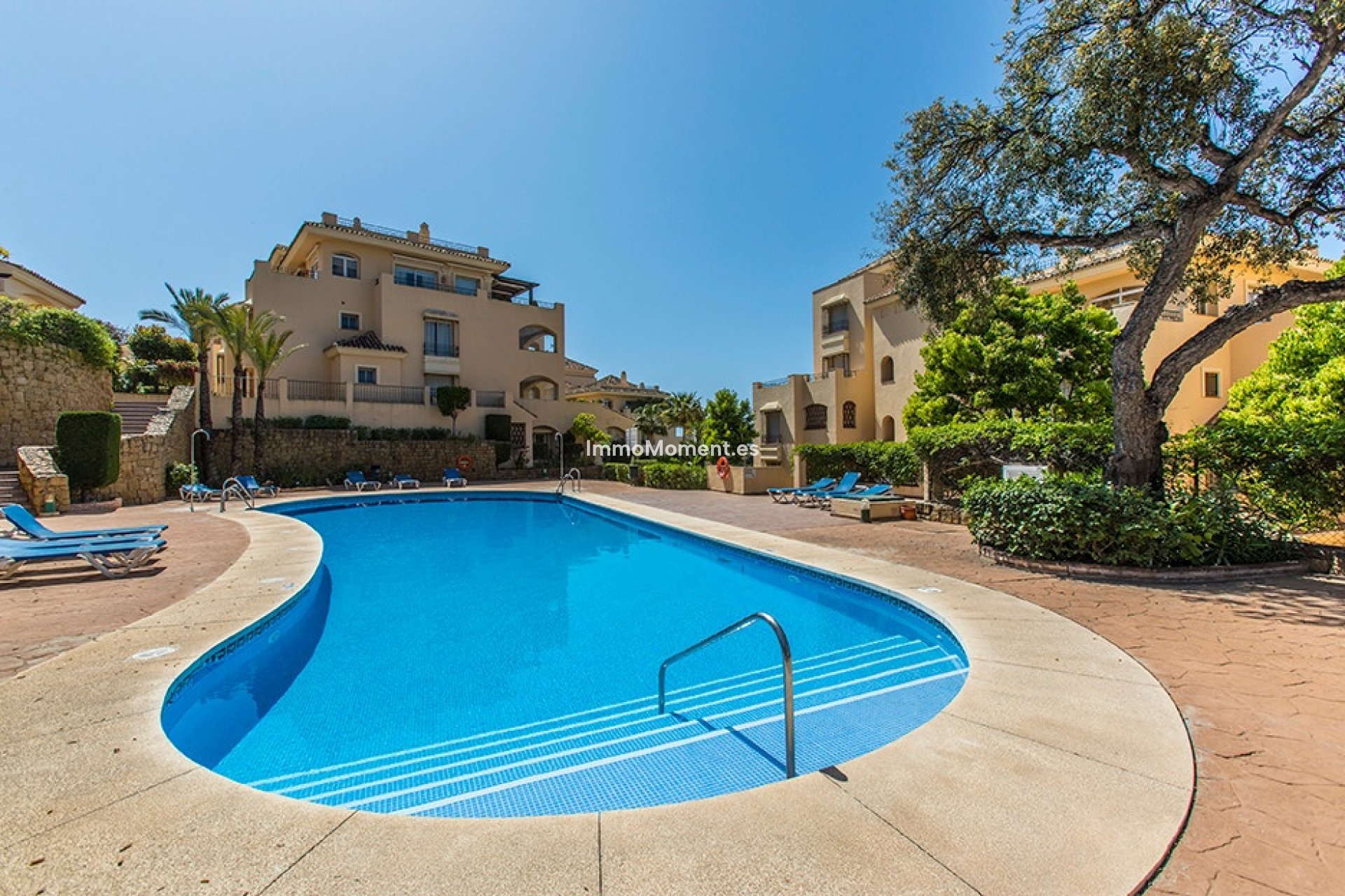 Resale - Apartment - Marbella - Elviria